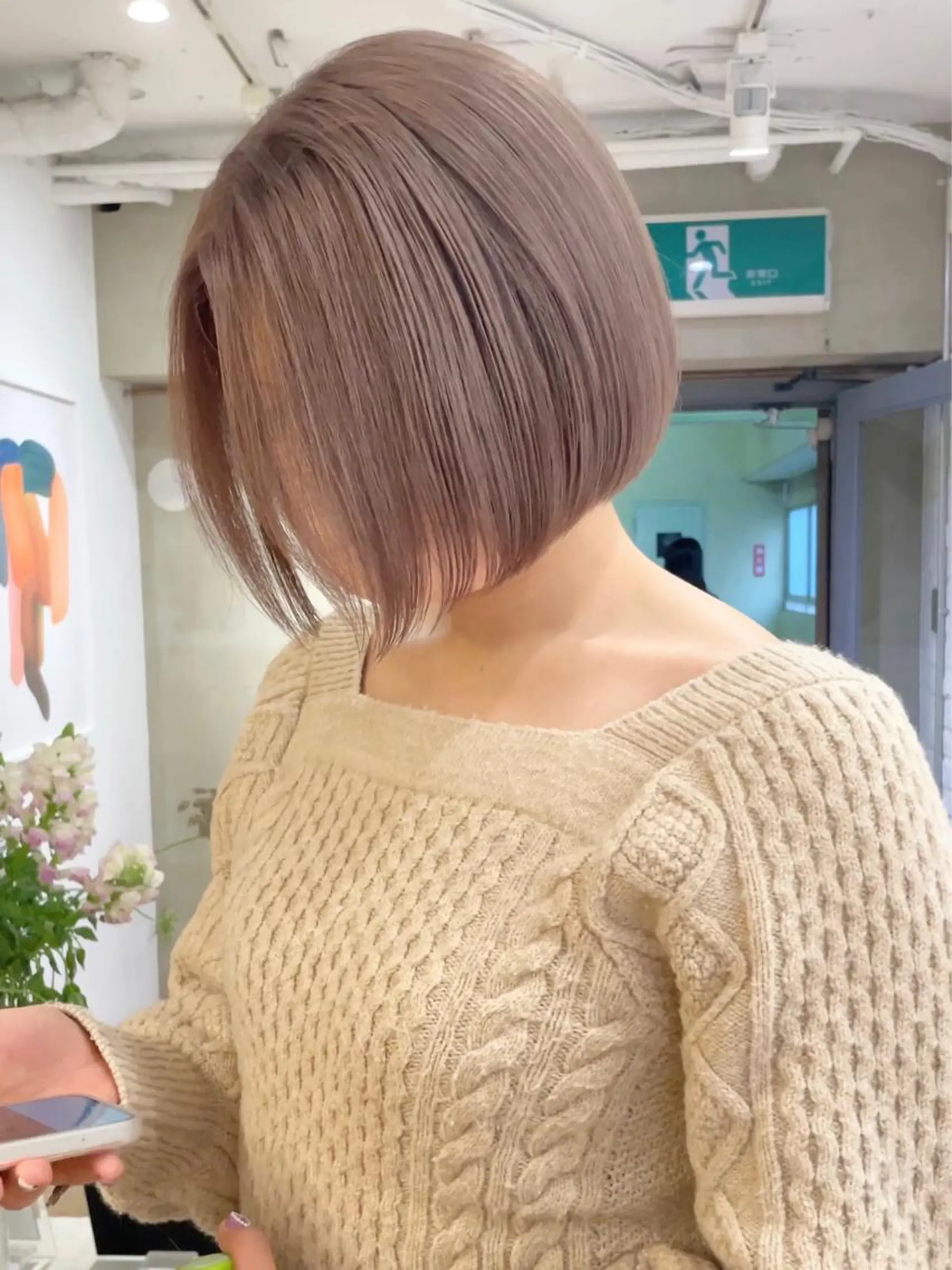 ミディアム カラー ベージュカラー ブリーチ ケアブリーチ ダブルカラー イヤリングカラー ヘアカラー トリートメント ボブ/ショート 🌟梅田盛一🌟のヘアスタイル