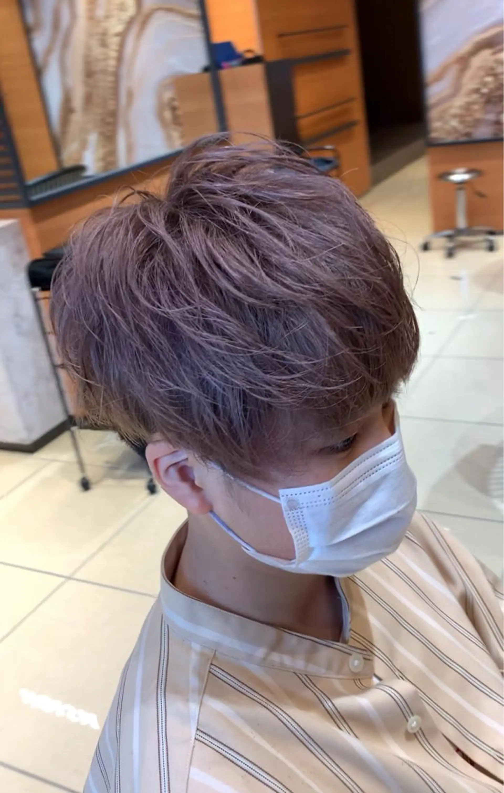 カラー メンズ マッシュ ベージュカラー ピンクカラー ピンクベージュ Merly Osakaのヘアスタイル