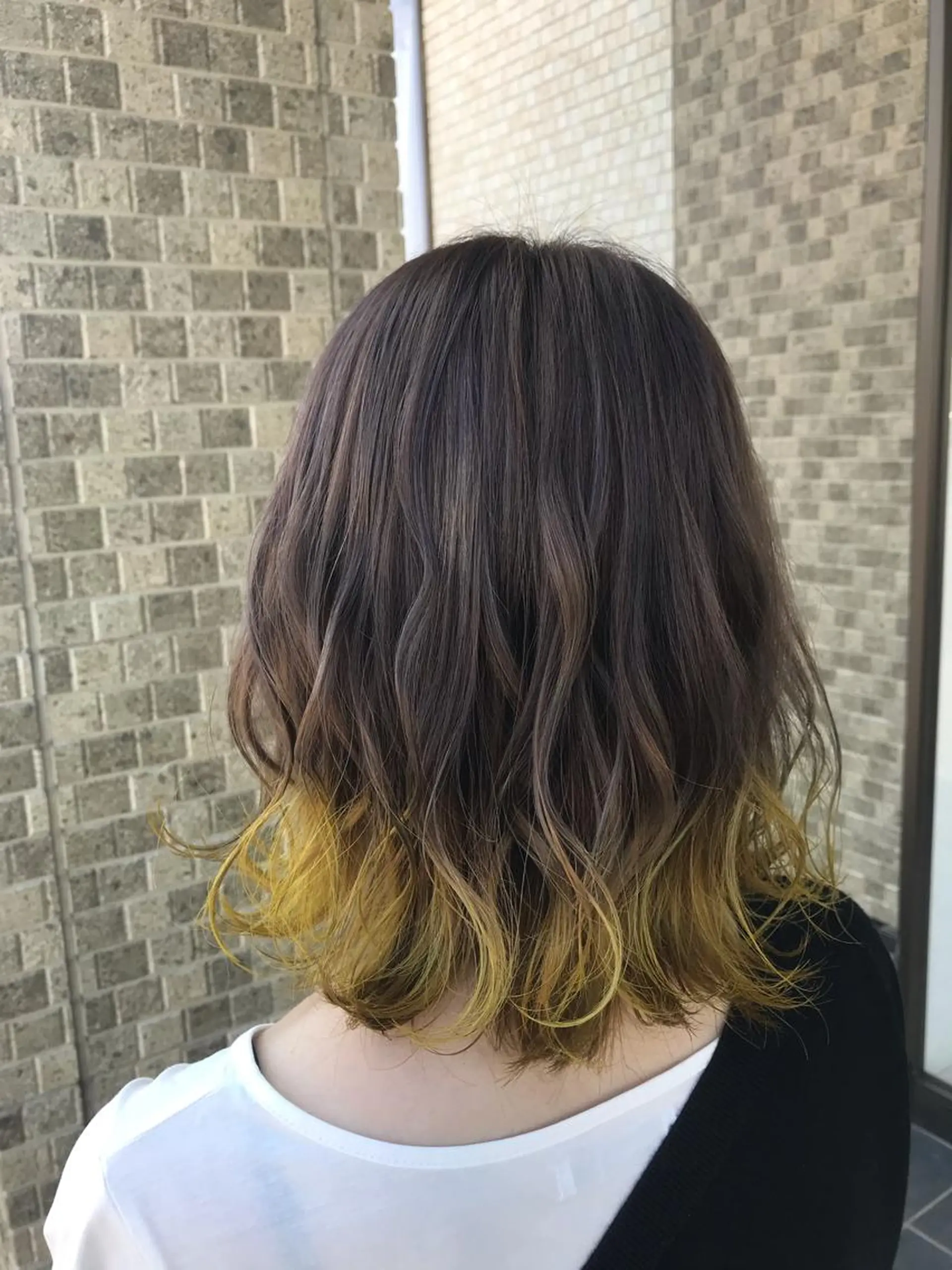 カラー デザインカラー ヘアカラー 豊田 恭平のヘアスタイル