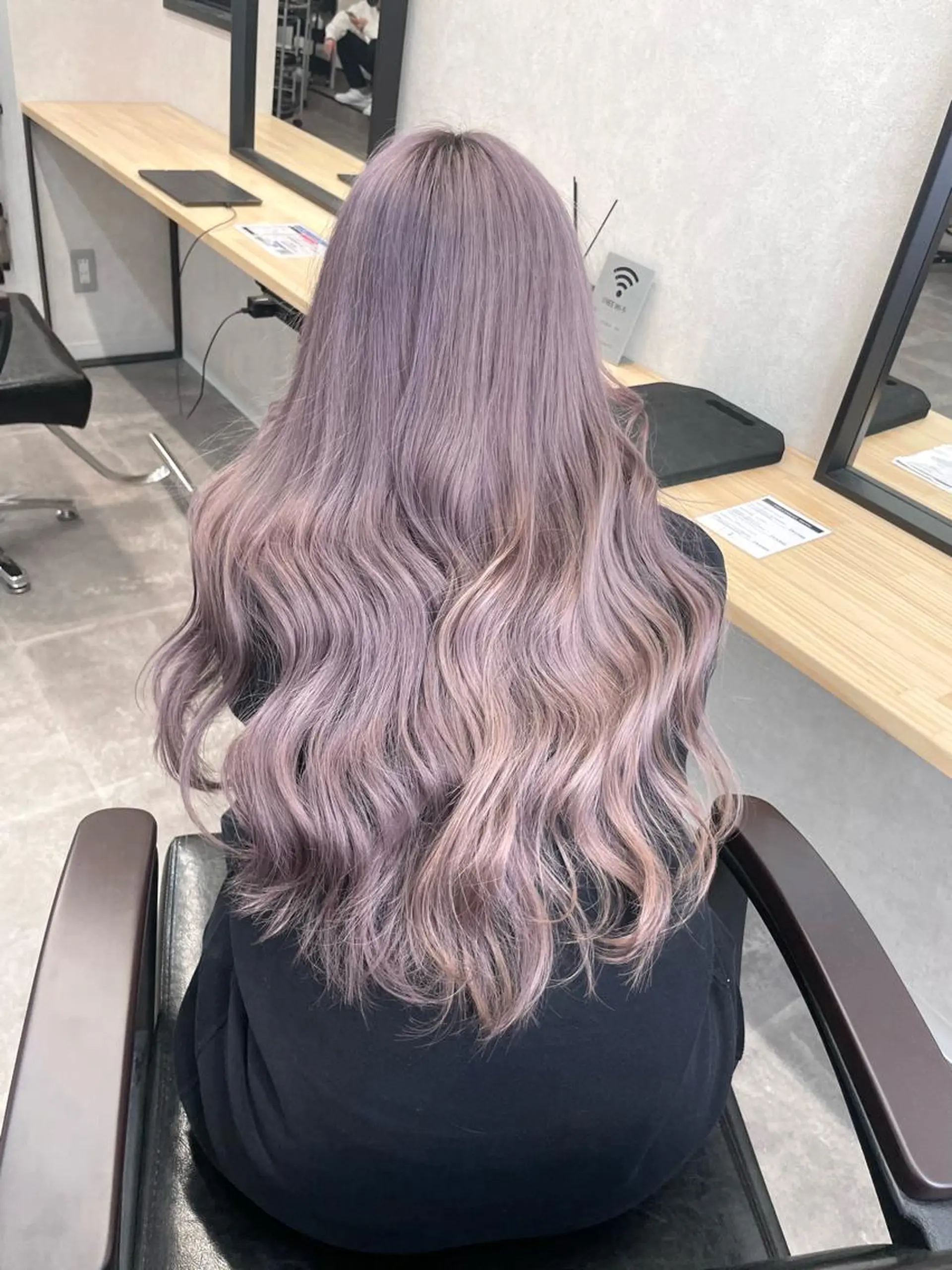 ロング カット ヘアカラー Aika 🖤のヘアスタイル