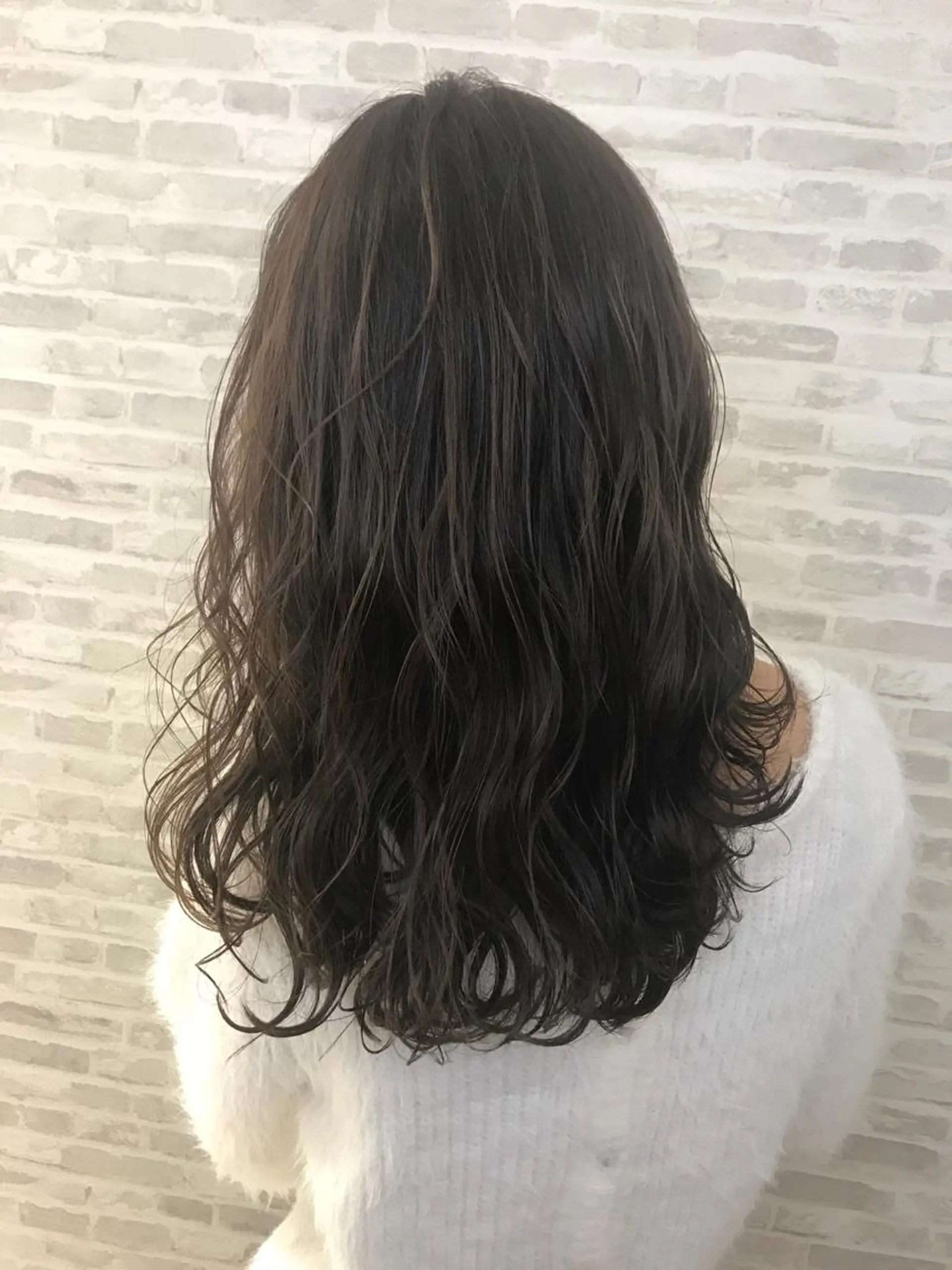 セミロング カラー 小金丸 里沙のその他イメージ