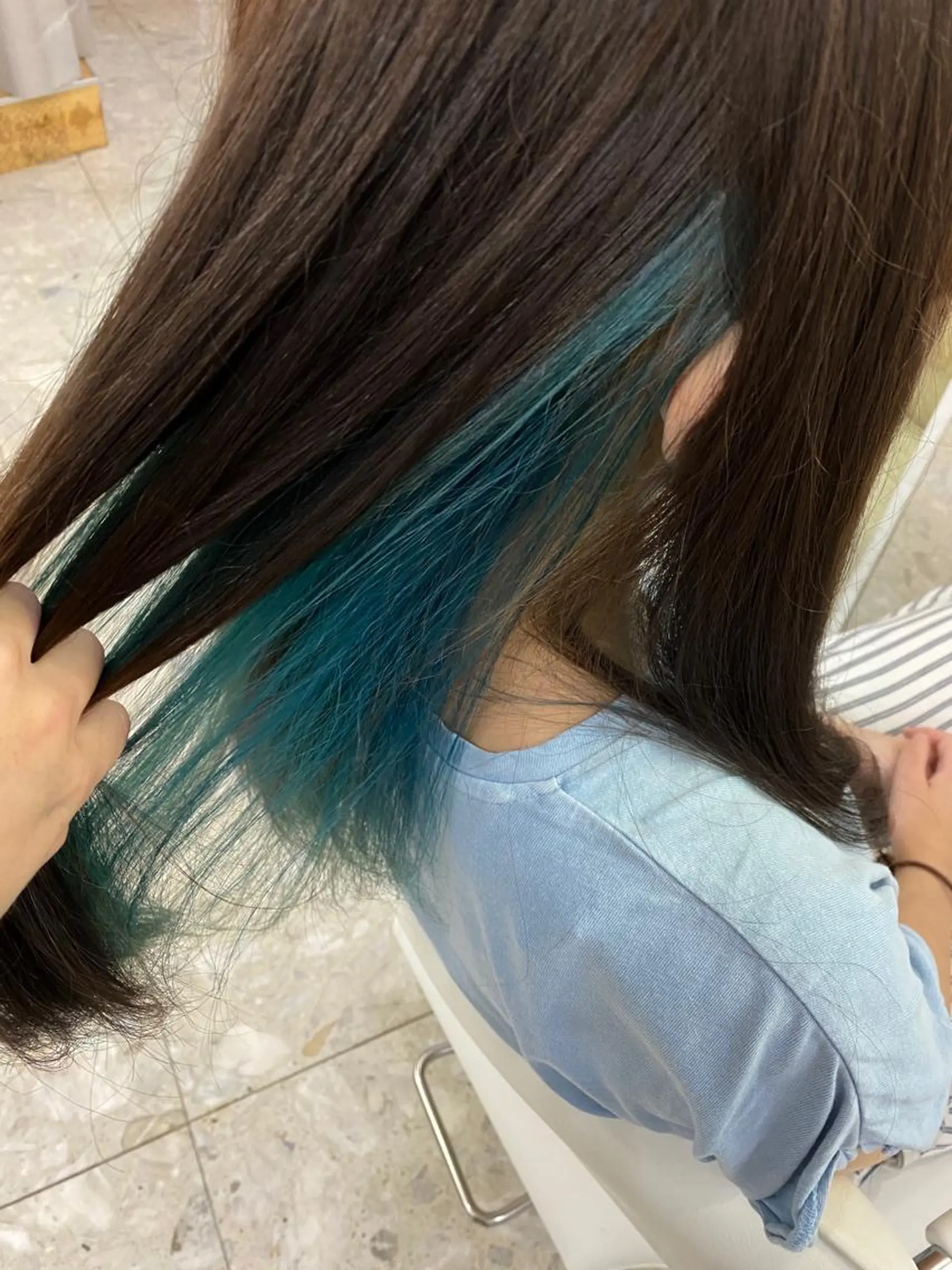 セミロング カラー インナーカラー 🧸縮毛矯正特化 金澤 彩香🎀のヘアスタイル