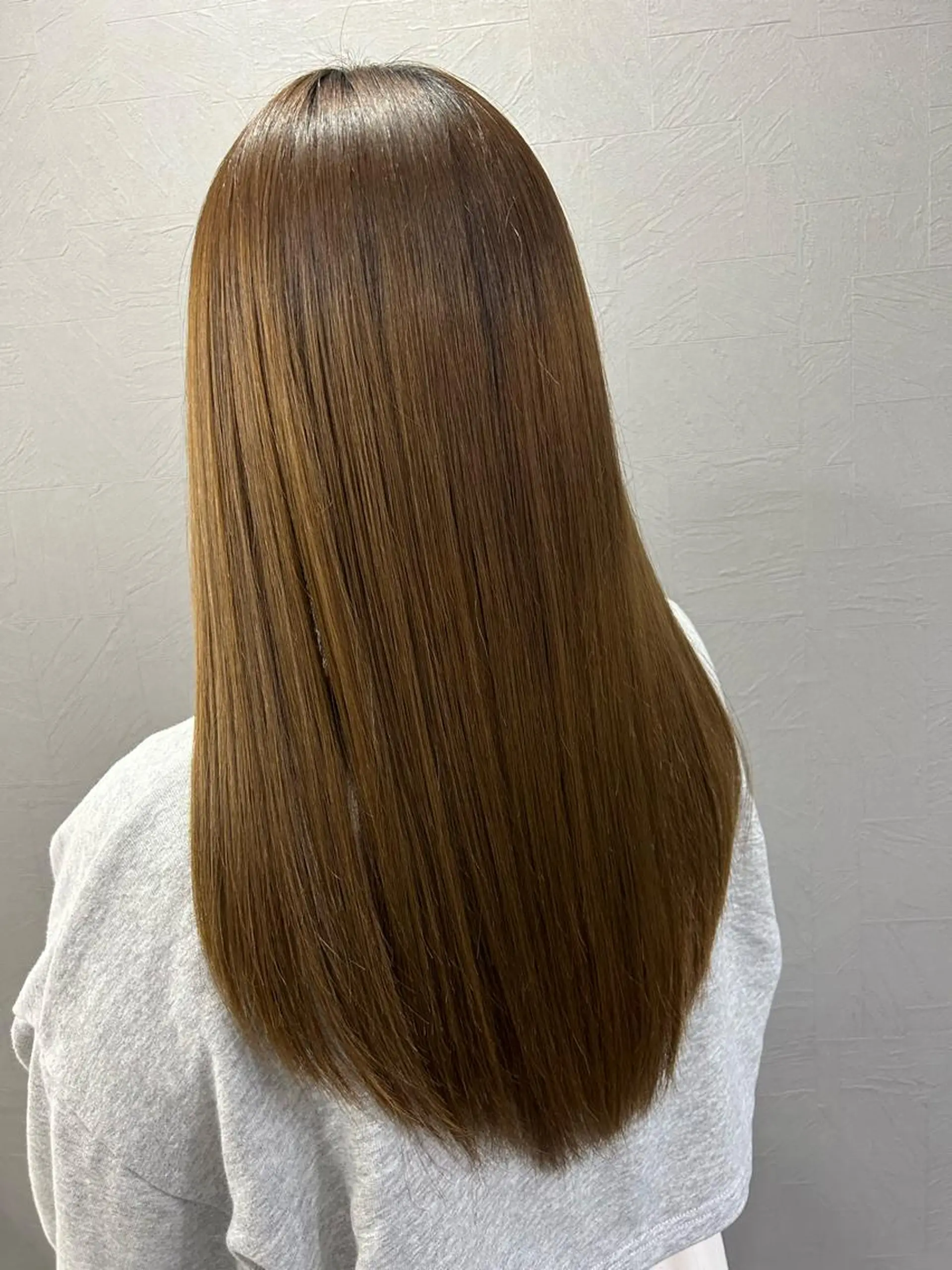 ロング RAYGLOW  by HEADLIGHT ひたちなか店所属・シンプル/ナチュラル 後藤健吾のヘアスタイル