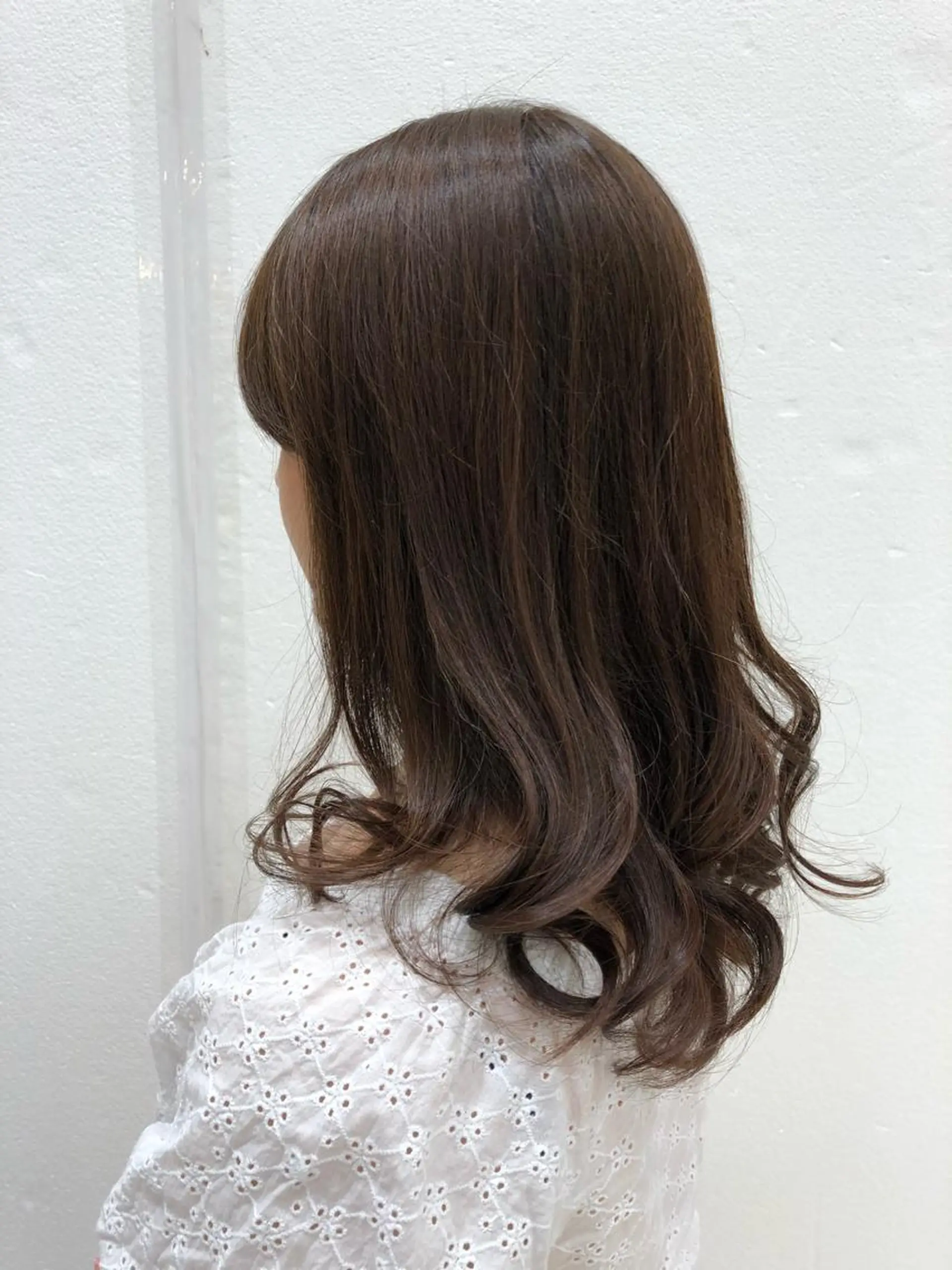 ミディアム カラー ブラウンカラー ショート/白髪ぼかし 君和田若菜のヘアスタイル