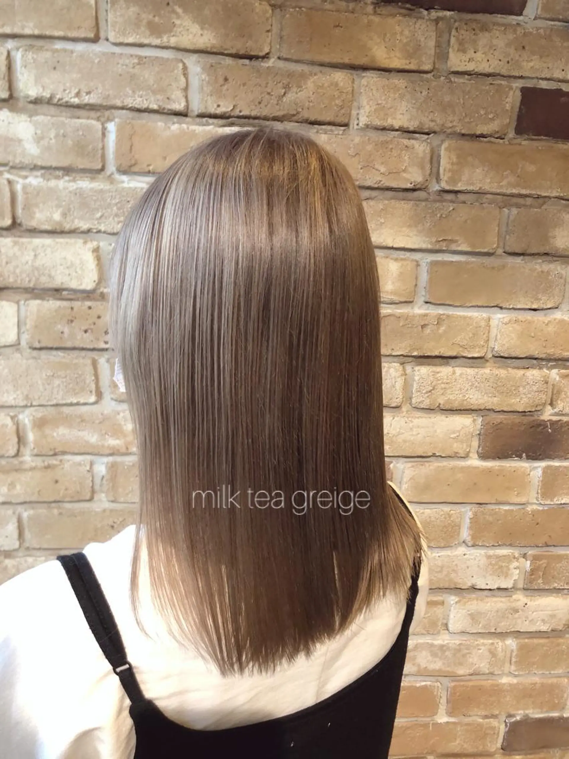 ミディアム 🧡ミルクティー/ レイヤー🧡ショウナのヘアスタイル