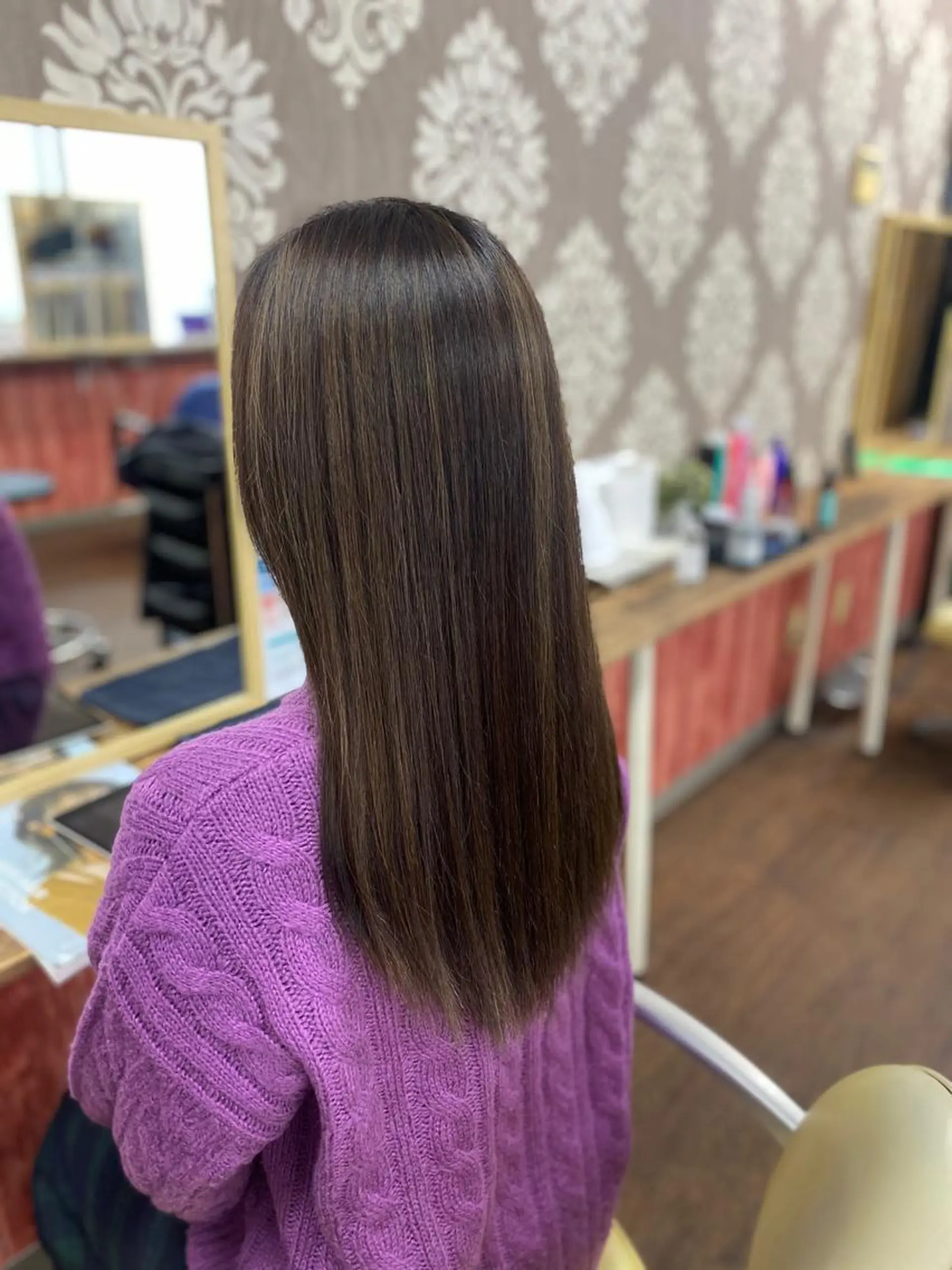 カラー カット 縮毛矯正 トリートメント Relaxation Saljuのヘアスタイル