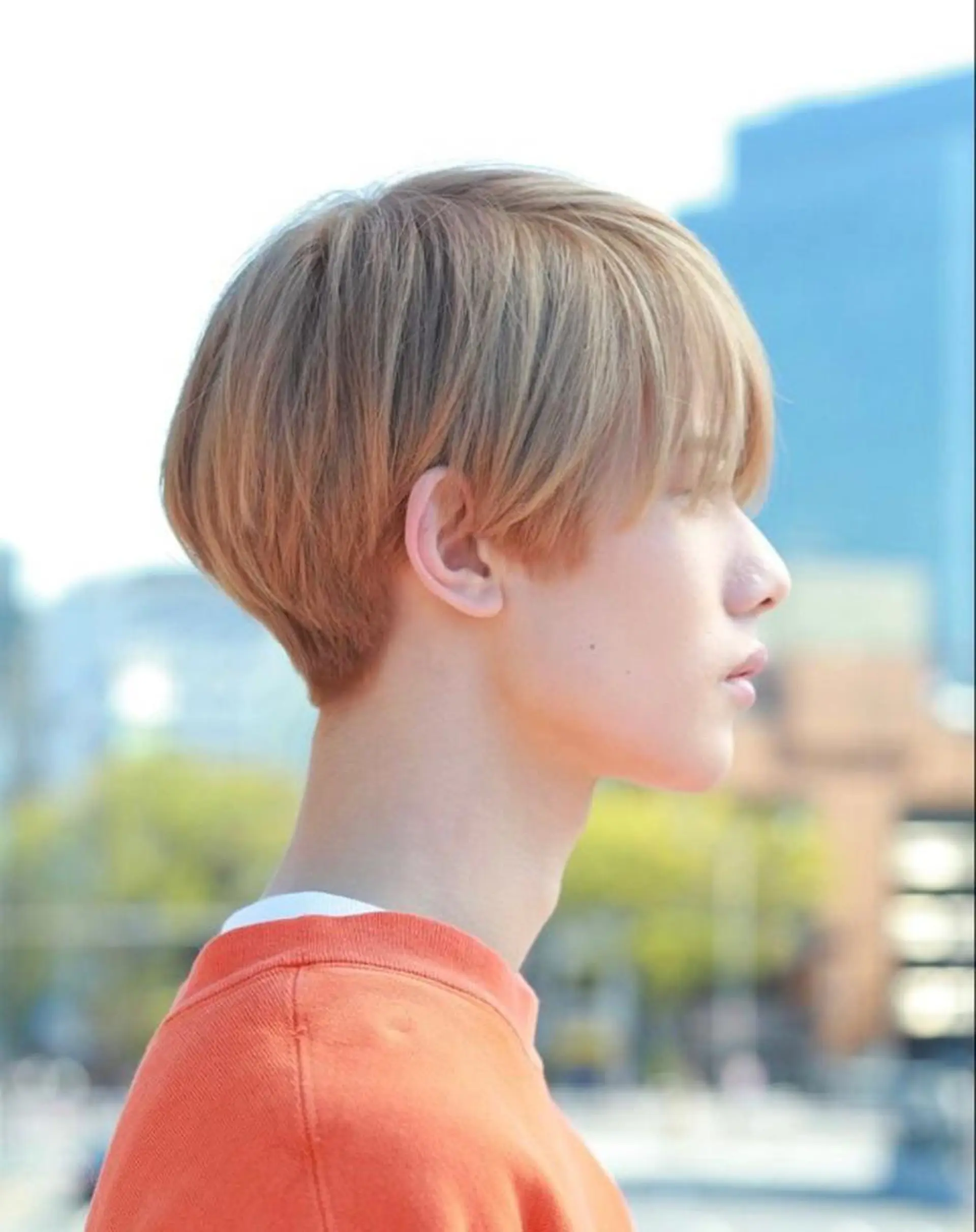 ショート カラー メンズ メンズハイトーン ハンサムショート ベージュカラー ハイトーンカラー ショートヘア ヘアカラー トリートメント ヘアセット 💐大人可愛く Kroda💐のヘアスタイル