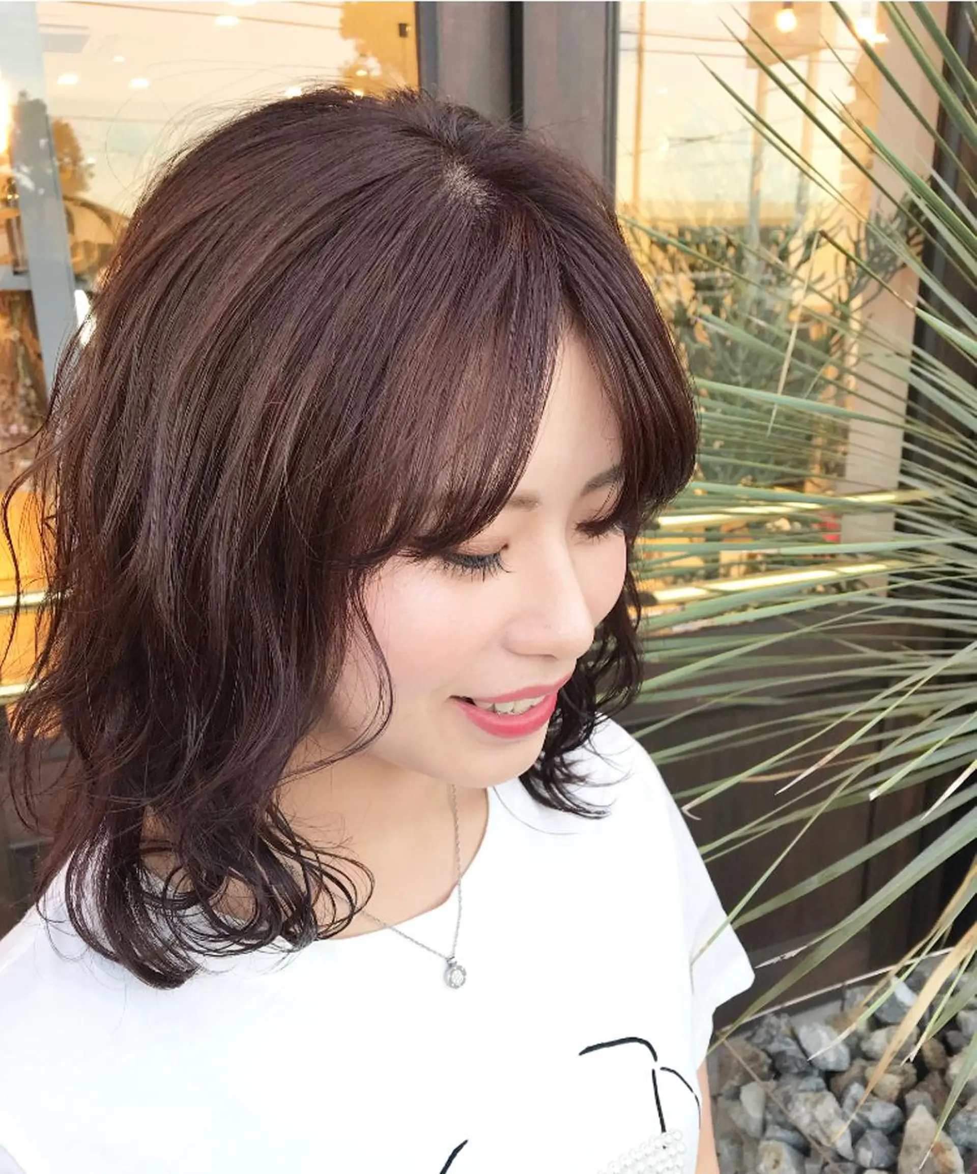 ミディアム カラー ブリーチ ブラウンカラー ピンクカラー ピンクブラウン カット ヘアカラー 河田 海陽のヘアスタイル