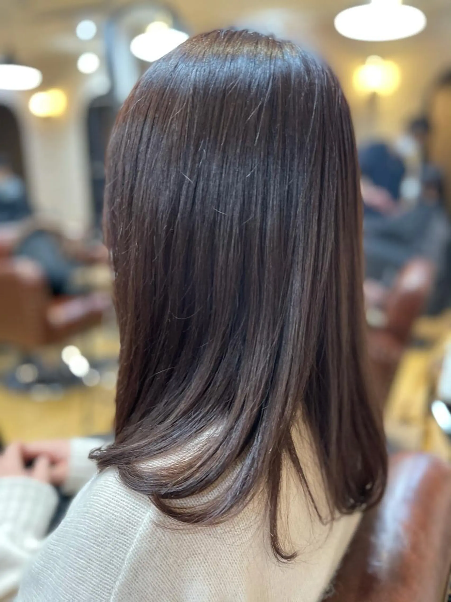 ミディアム カラー アディクシーカラー イルミナカラー カット ヘアカラー antica YOSHIのヘアスタイル