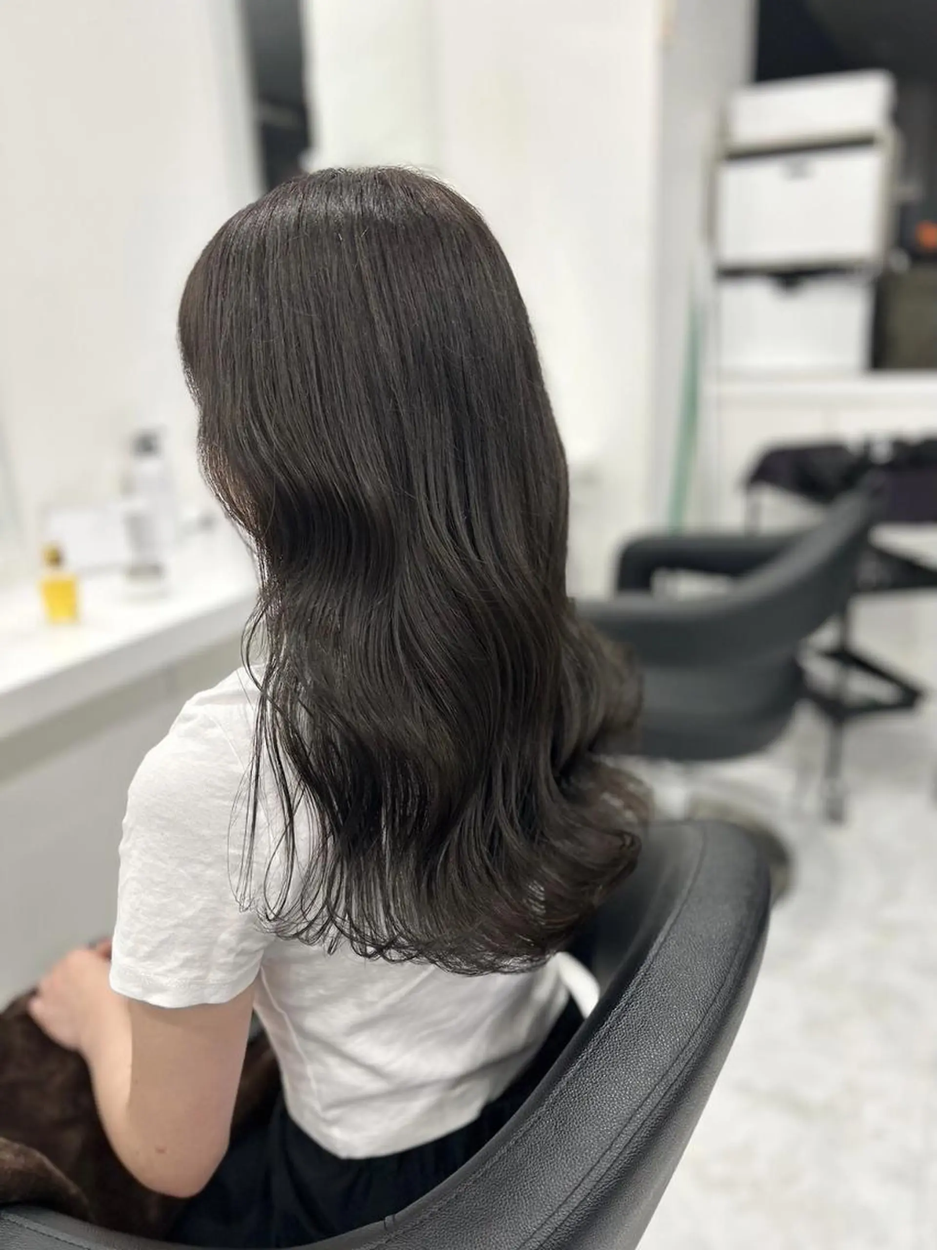 カラー 赤み消しベージュ🌿 トレンド美髪🌿福岡のヘアスタイル