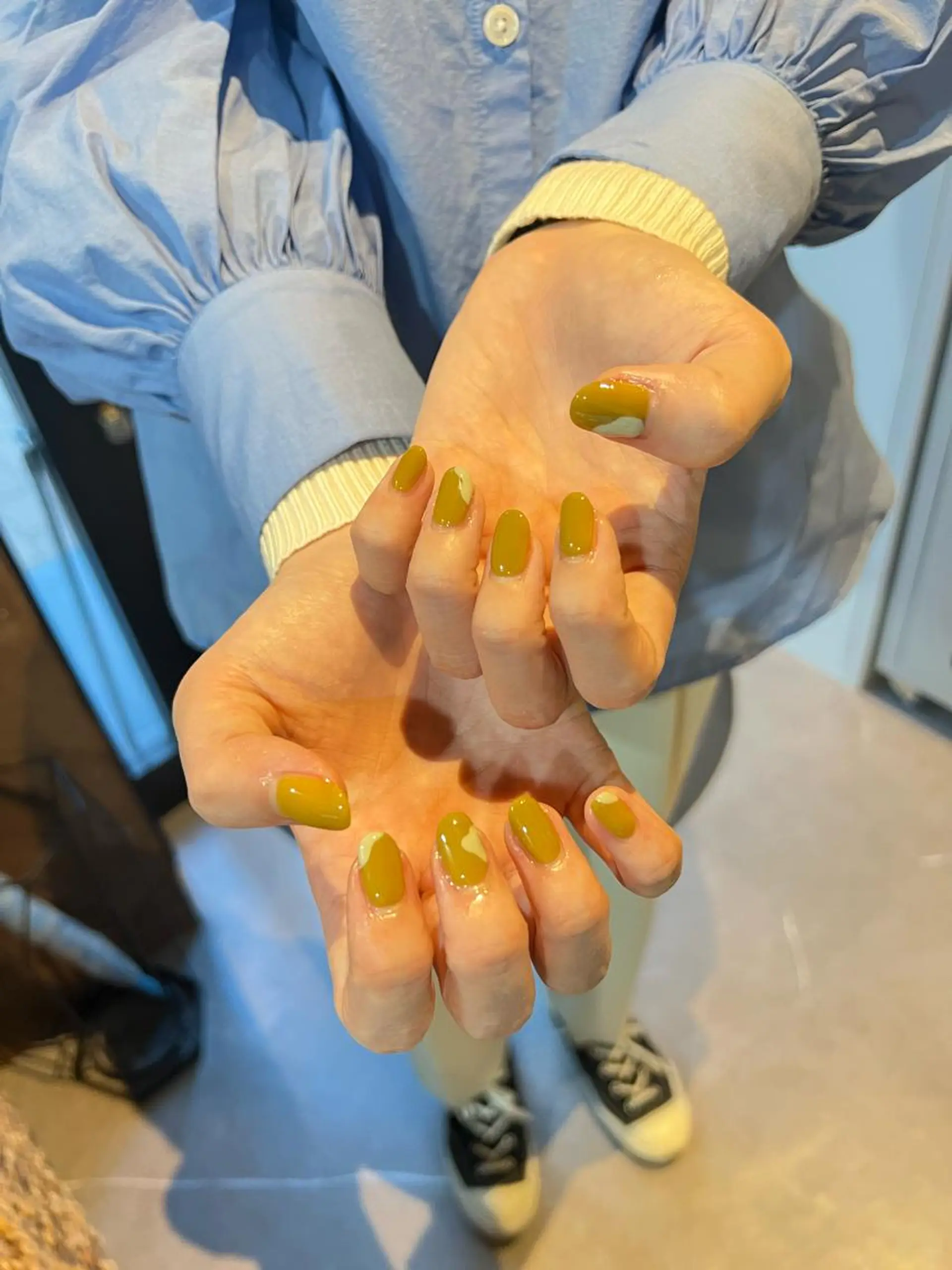 ネイル ハンドネイル vary clue所属・nailist🌻 YUKARIのネイルデザイン