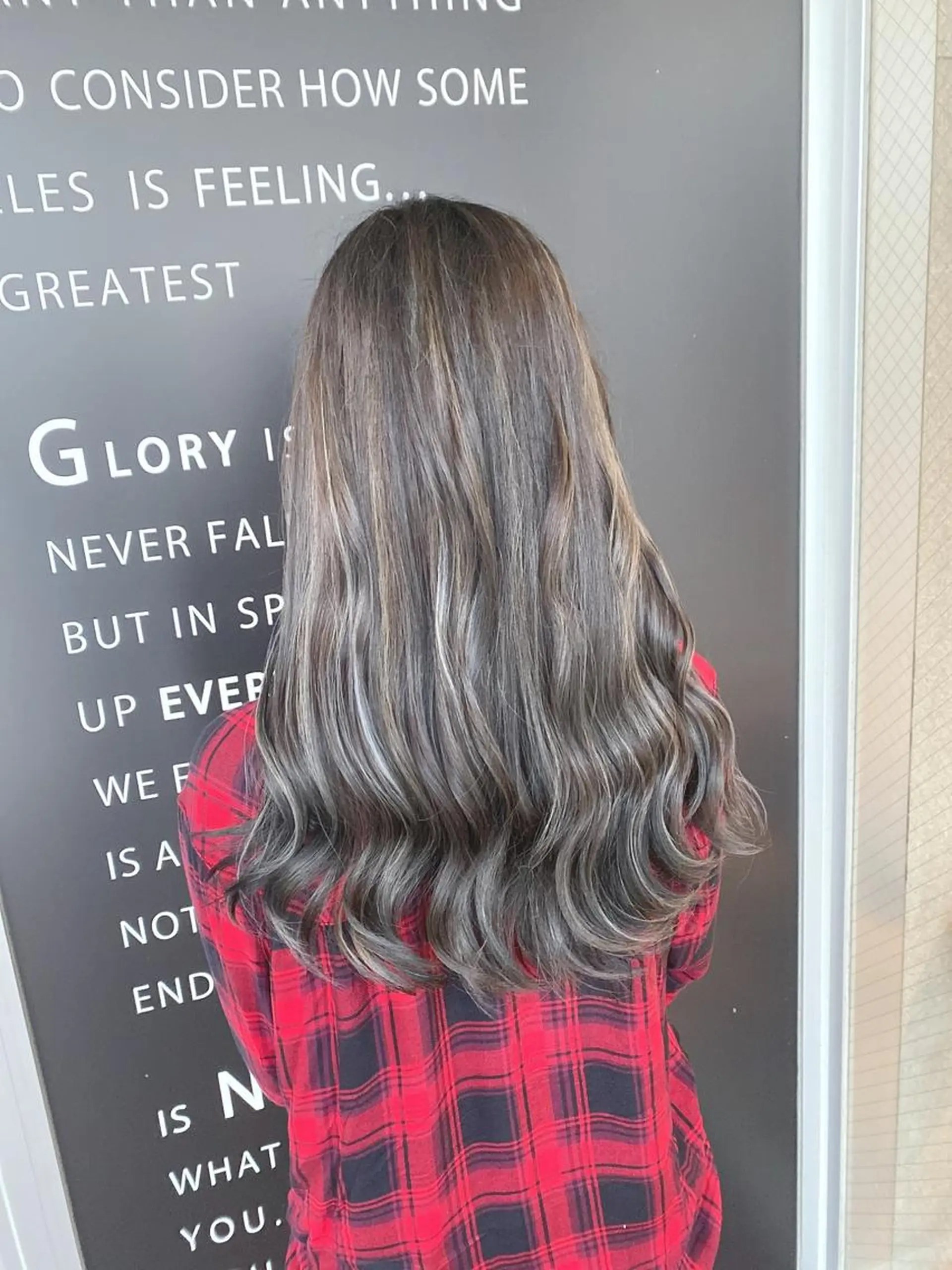 カラー ハイライトカラー 顔まわりの神様✨ 透明感カラー藤嶋秀幸のヘアスタイル