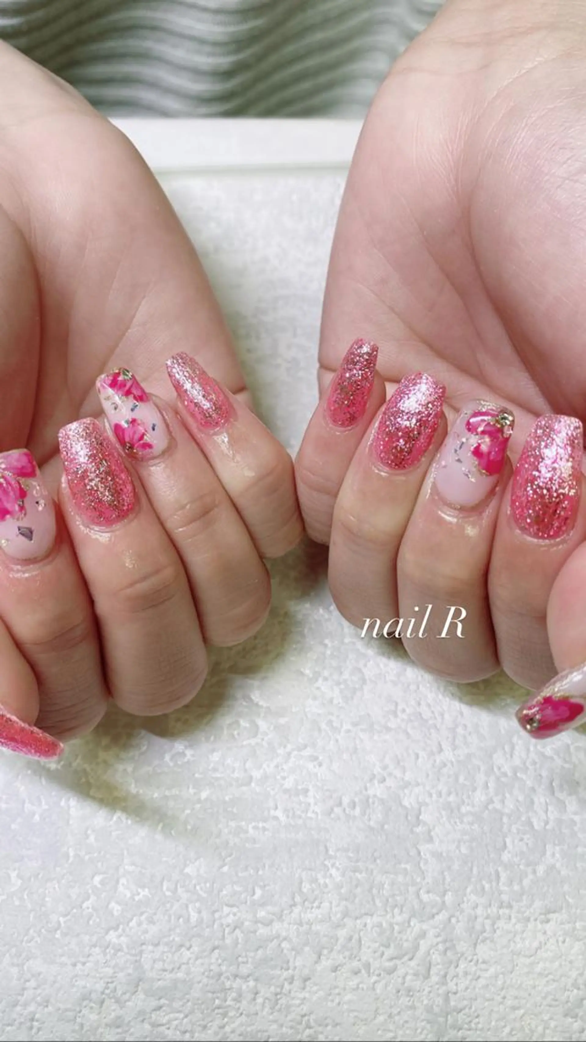 ミディアム ハンドネイル JNA認定講師🌸 RIEのネイルデザイン