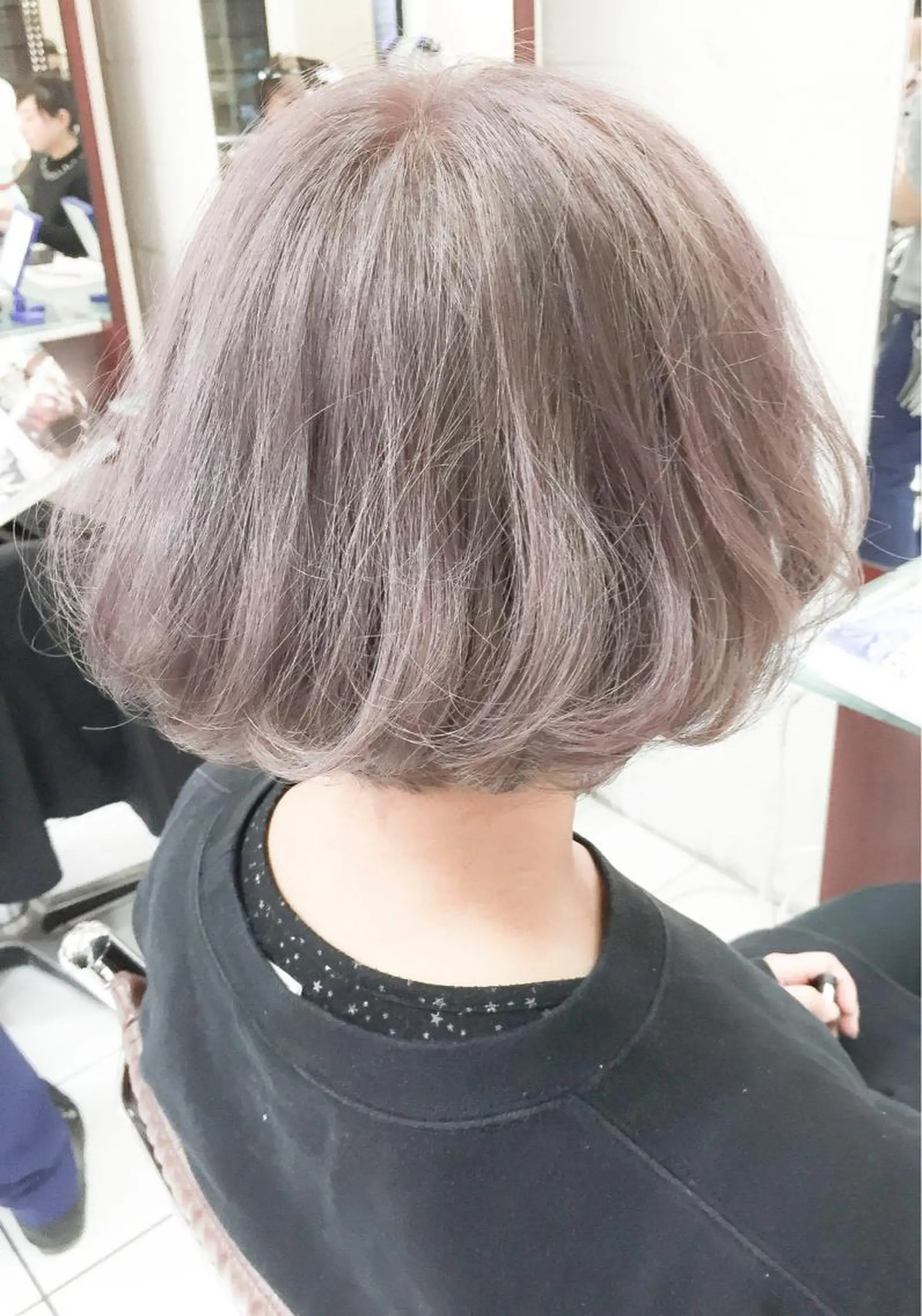 ショート カラー グレージュ ボブ モテ髪透明感❤️ デイズヘアカラーのヘアスタイル