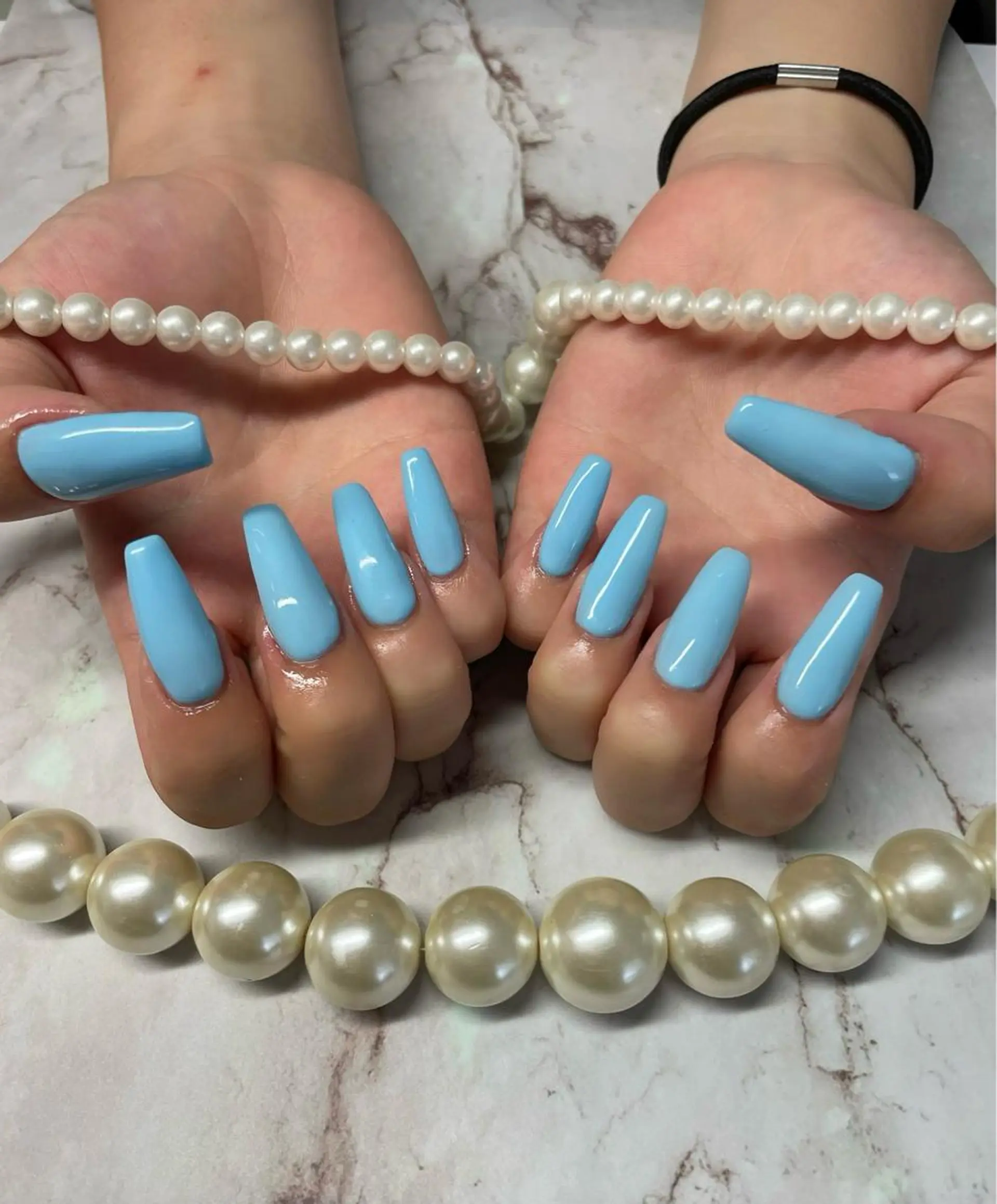ネイル ブルー ロングネイル ニュアンスネイル ワンカラーネイル スカルプネイル ハンドネイル Nail salon 🎀Angeのネイルデザイン