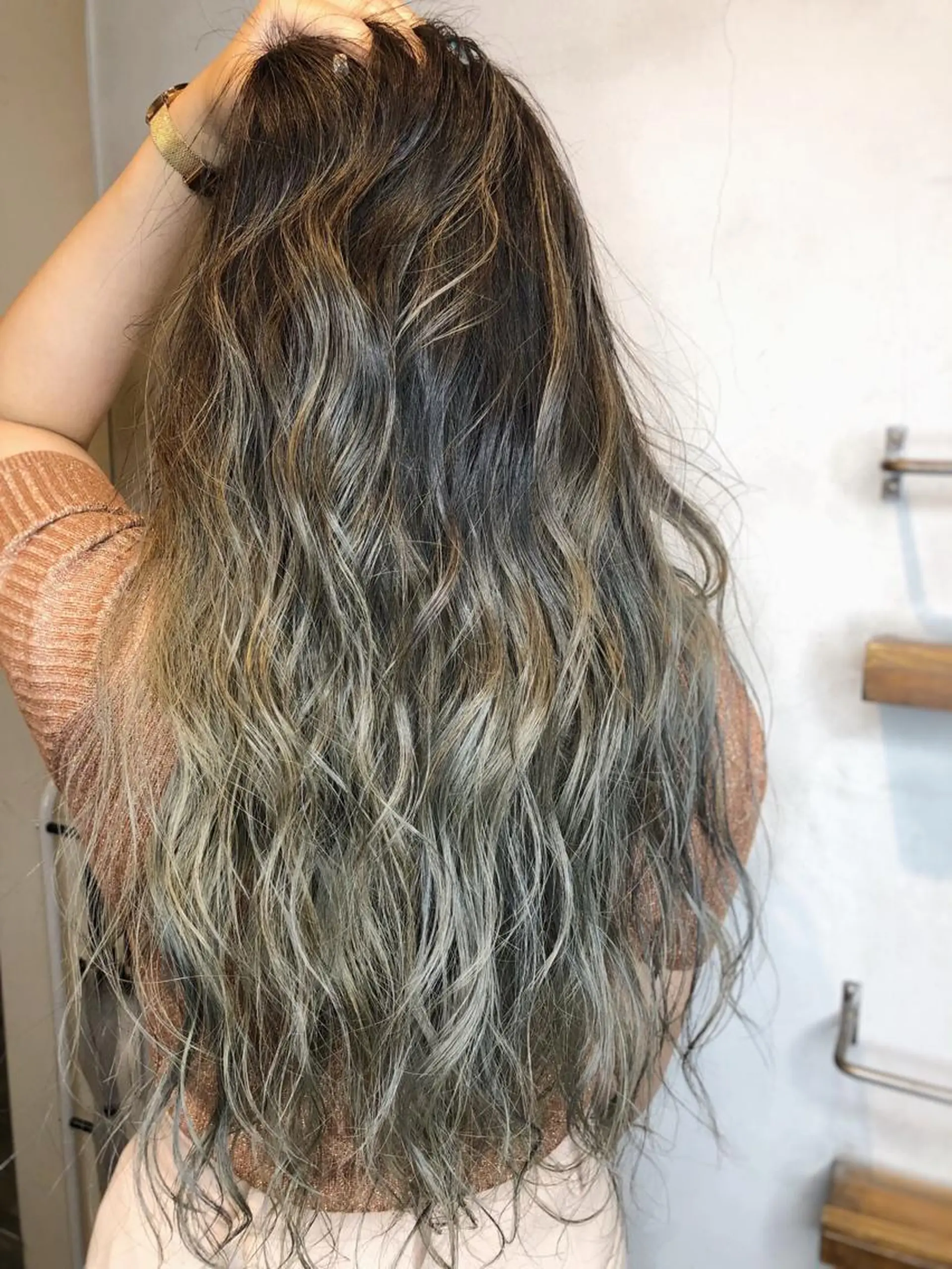 ロング カラー 髙田 健治 (ケンジ)のその他イメージ