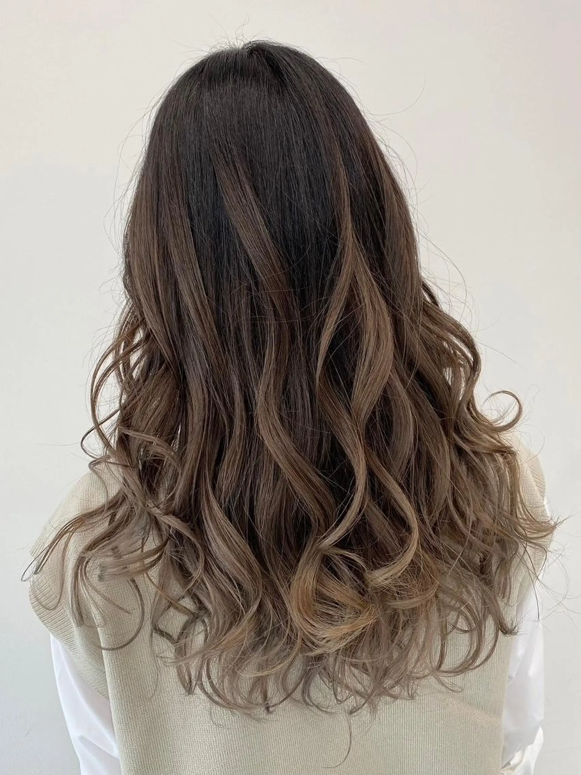 ミディアム 【公式】amble luxe池袋東口🩷のヘアスタイル