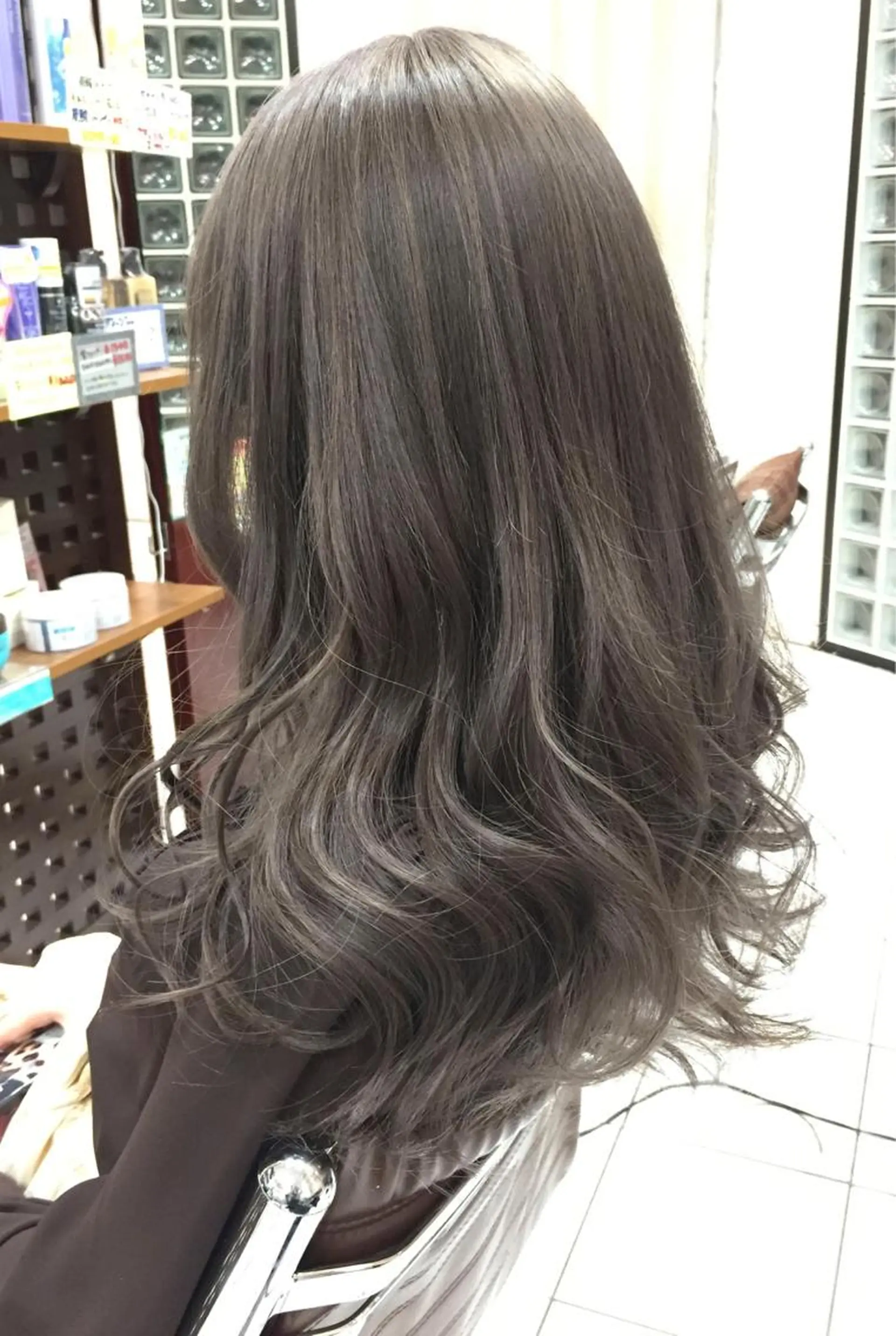 セミロング カラー パーマ ヘアアレンジ モテ髪透明感❤️ デイズヘアカラーのヘアスタイル