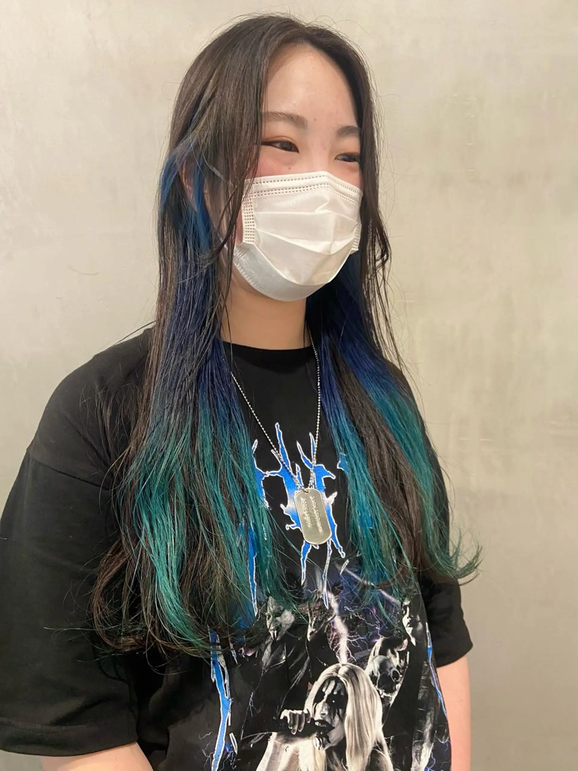 ロング カラー ブルーカラー エメラルドグリーン ヘアカラー トリートメント 無加工で盛れる🎀 オタク特化🎀ゆうなのヘアスタイル