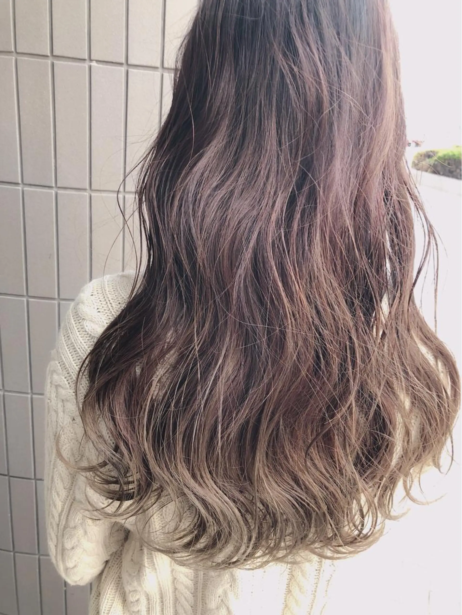 ロング カラー ベージュカラー グラデーションカラー ピンクカラー ピンクベージュ 透明感韓国ヘア♡ みつきのヘアスタイル