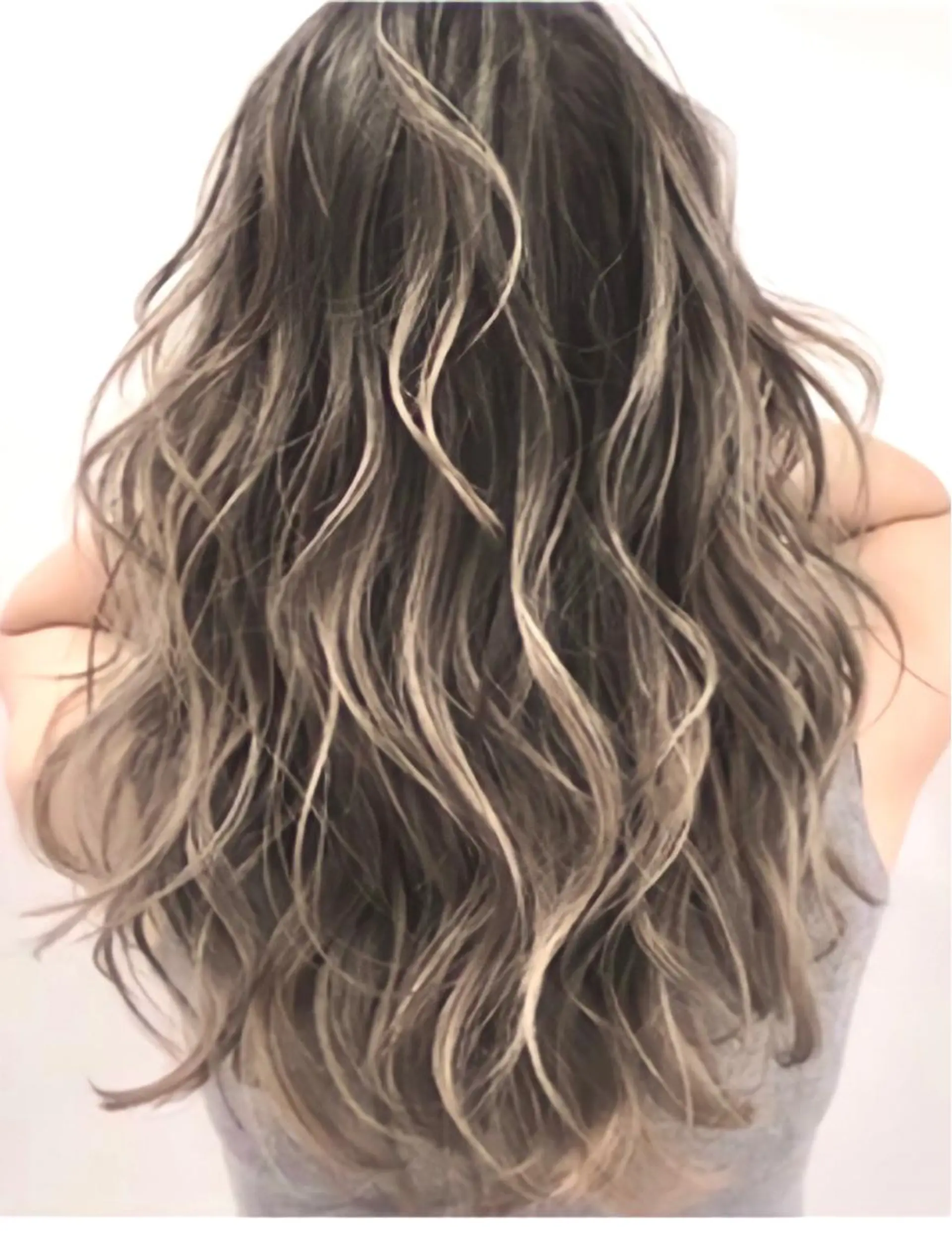 セミロング カラー ハイライトカラー オレンジ ハイライト ヘアカラー トリートメント 海外ヘア/ 長谷川　裕起のヘアスタイル