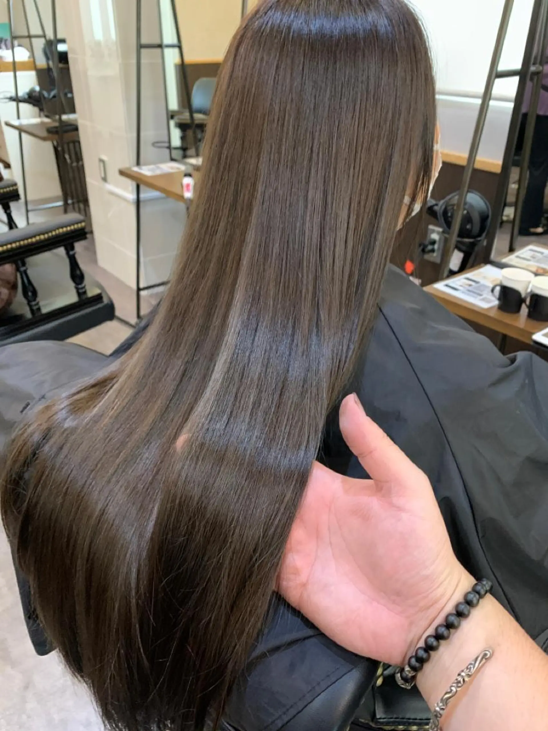 ロング カラー 透明感カラー ハイライトカラー ハイライト カット トリートメント エフェクトブリーチ エクステhiroのヘアスタイル