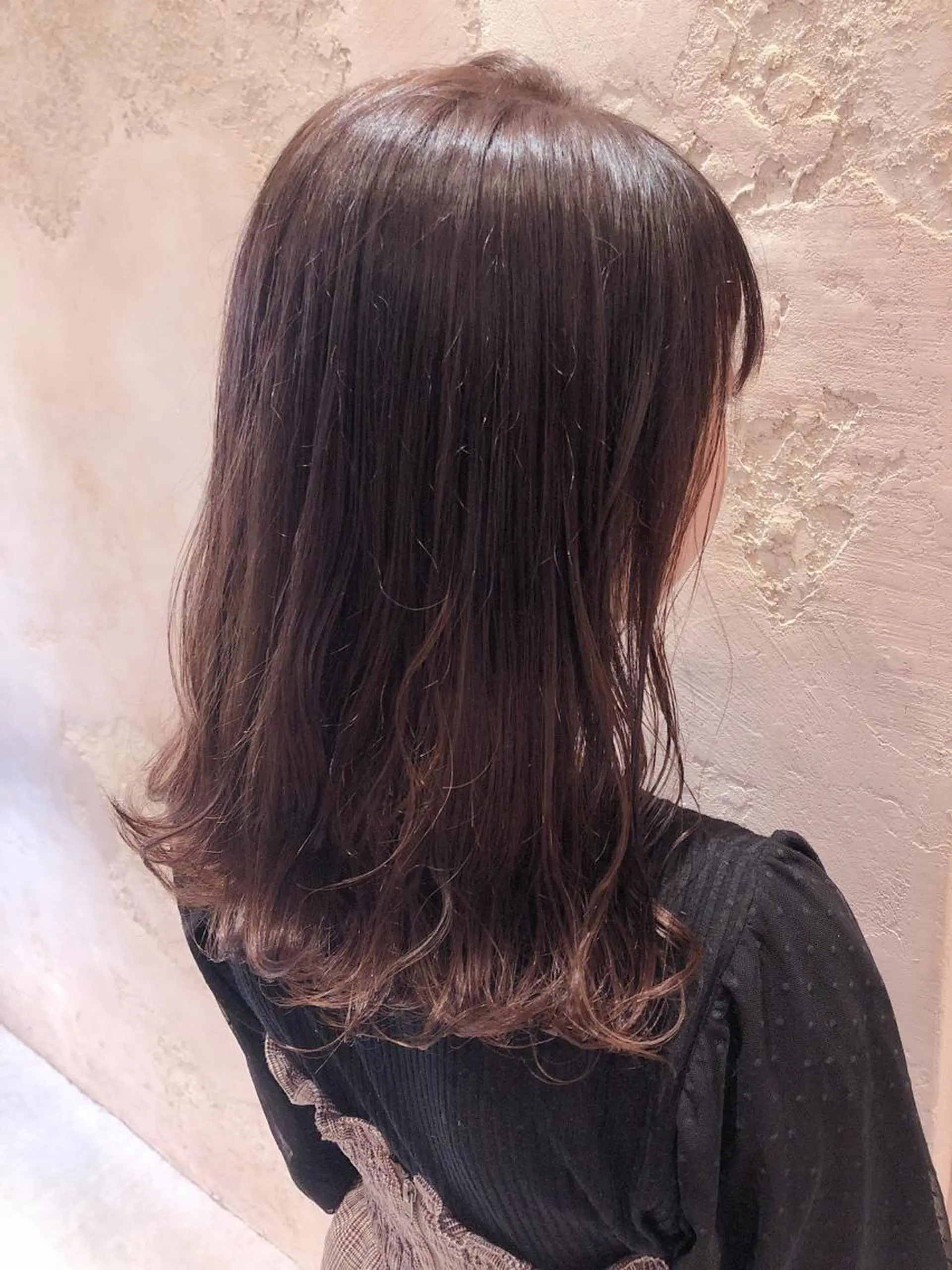 ミディアム カット ヘアカラー トリートメント 代表山口ひな 髪質改善のプロのヘアスタイル