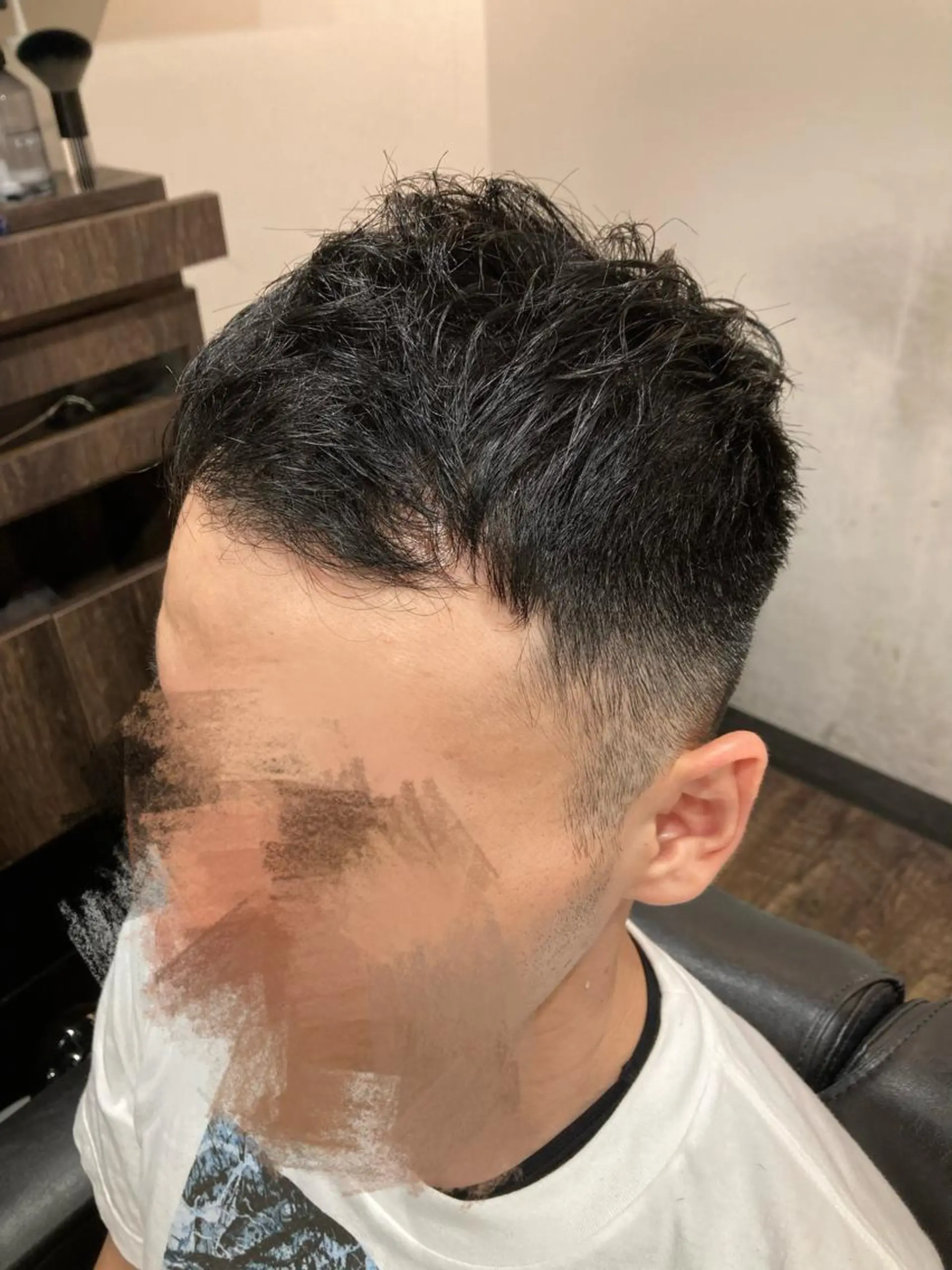 ショート メンズ LAVIE the BARBER所属・徒歩5分ビジネスマン カット👦🏻うしだのヘアスタイル