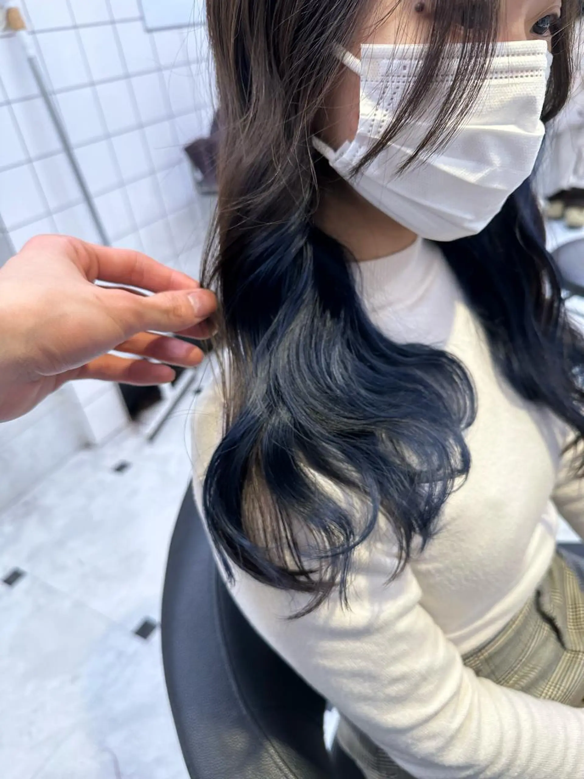 セミロング カラー 🪄池袋ハイトーン 🪄ブリーチカラーのヘアスタイル