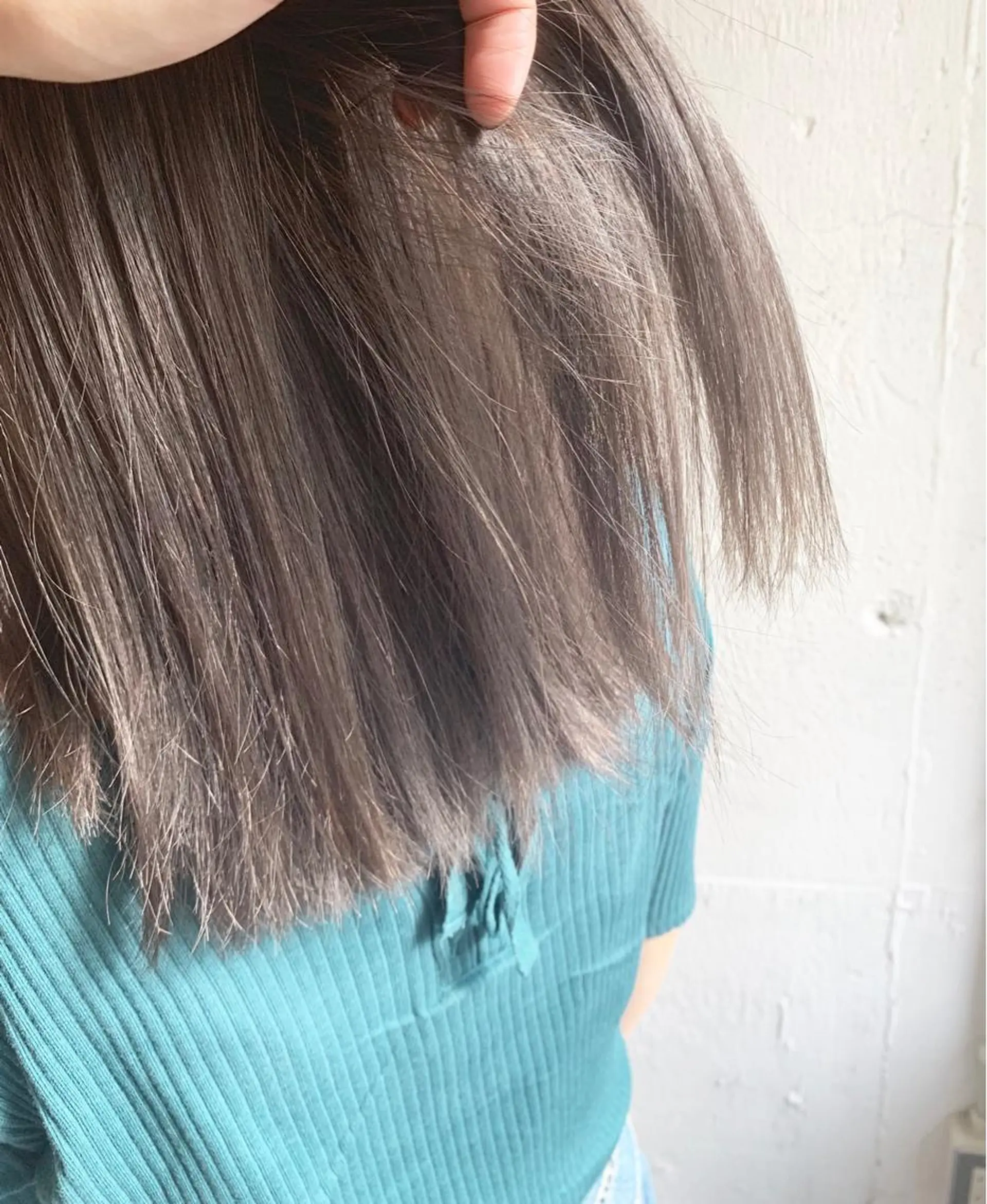 ミディアム カラー ブリーチ グレージュ ヘアカラー 💈平島 拓也💈のヘアスタイル