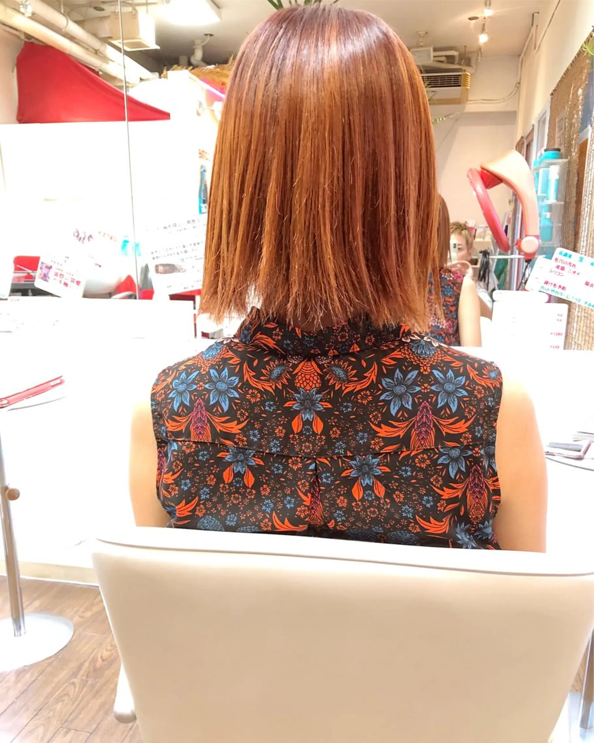 ショート ヘアカラー 萩原 博のヘアスタイル