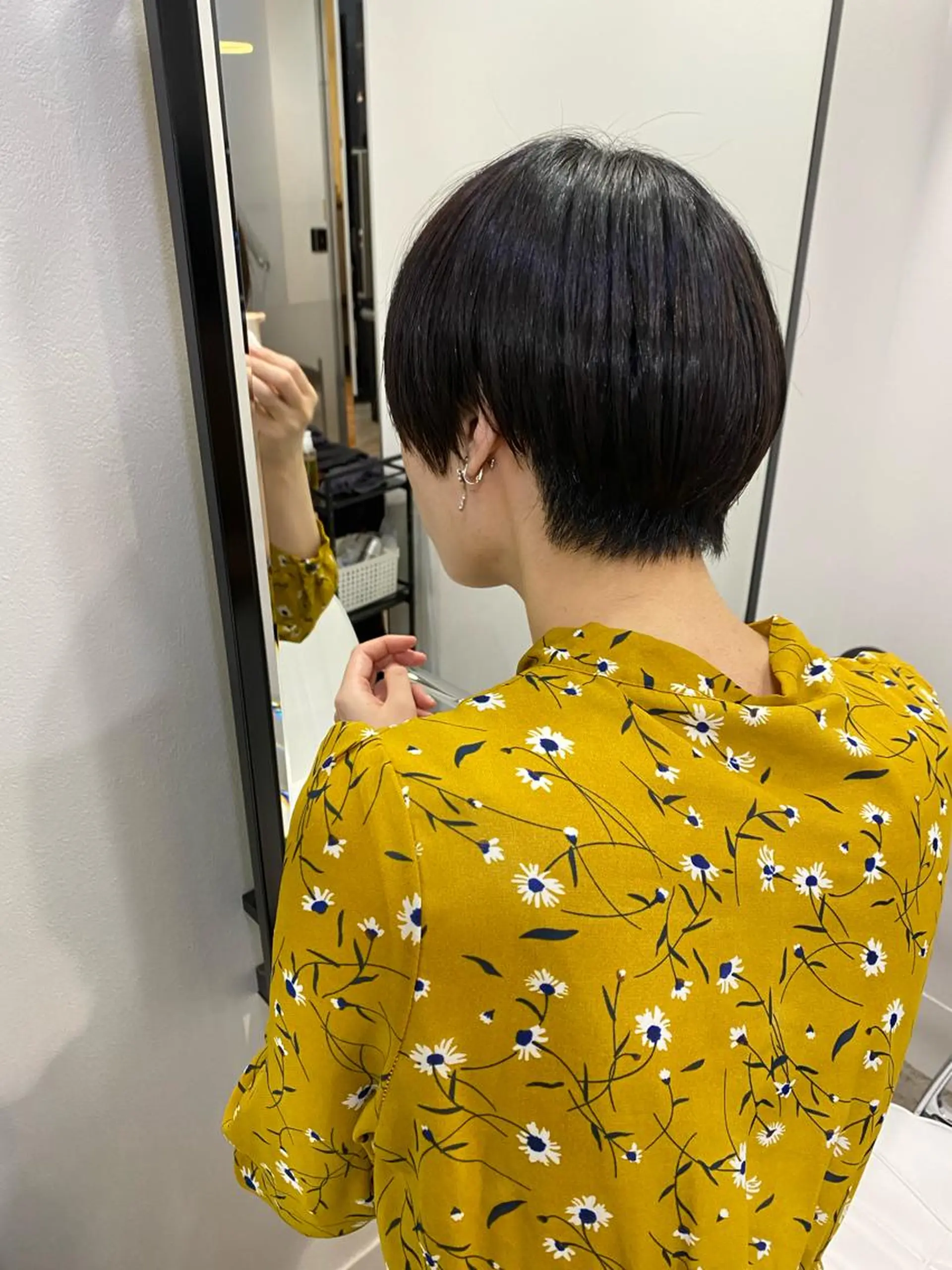 ショート THE DAY所属・AKI HASHIMOTOのヘアスタイル