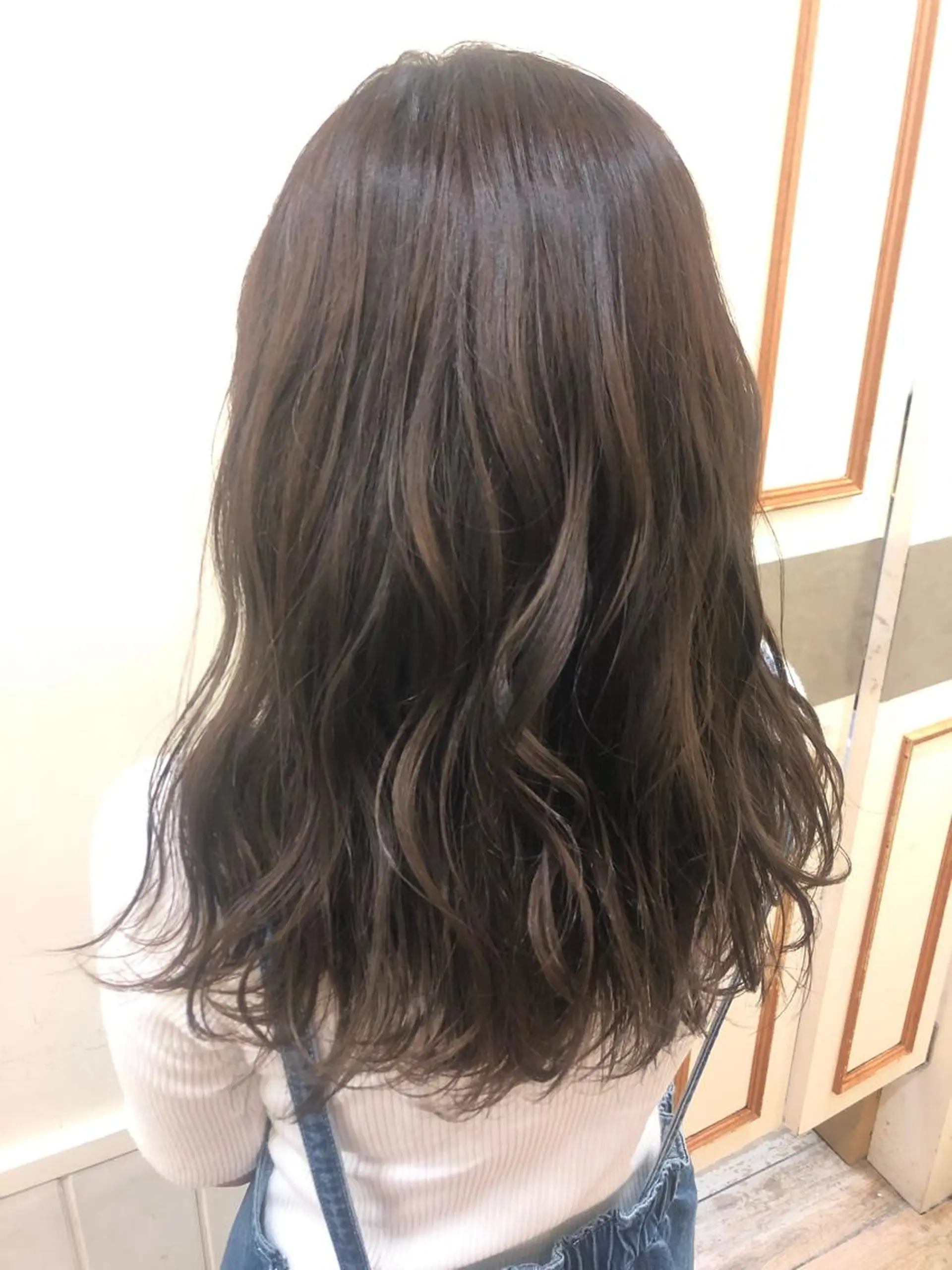セミロング ハイライト ヘアカラー トリートメント パーソナルカラー骨格 顔タイプ　小幡のその他イメージ