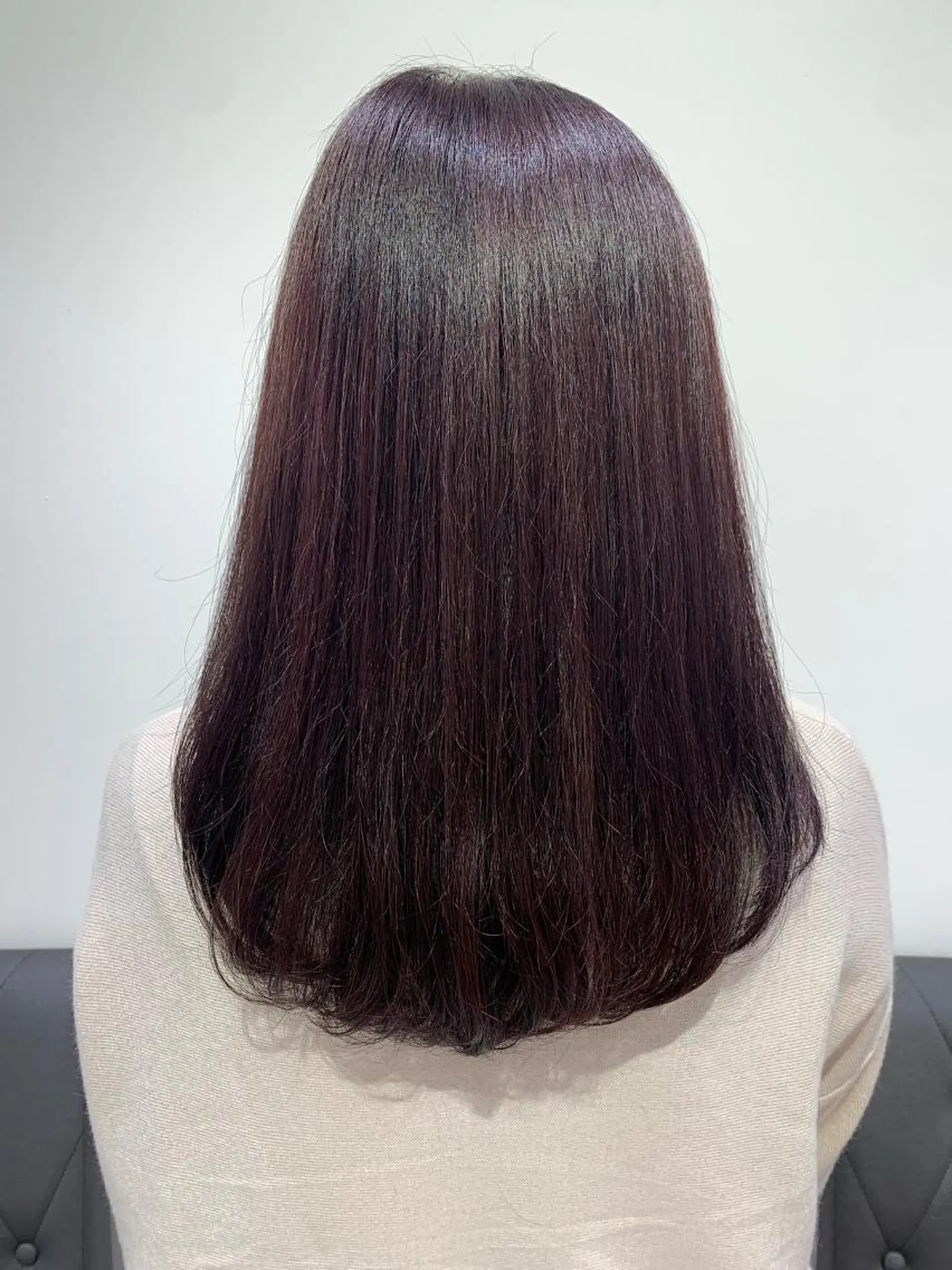 セミロング カラー ブラウンカラー 透明感カラー ラベンダーカラー ラベンダーブラウン カット ヘアカラー トリートメント メンズ縮毛矯正🦊ハ イトーン　RYOKAのヘアスタイル