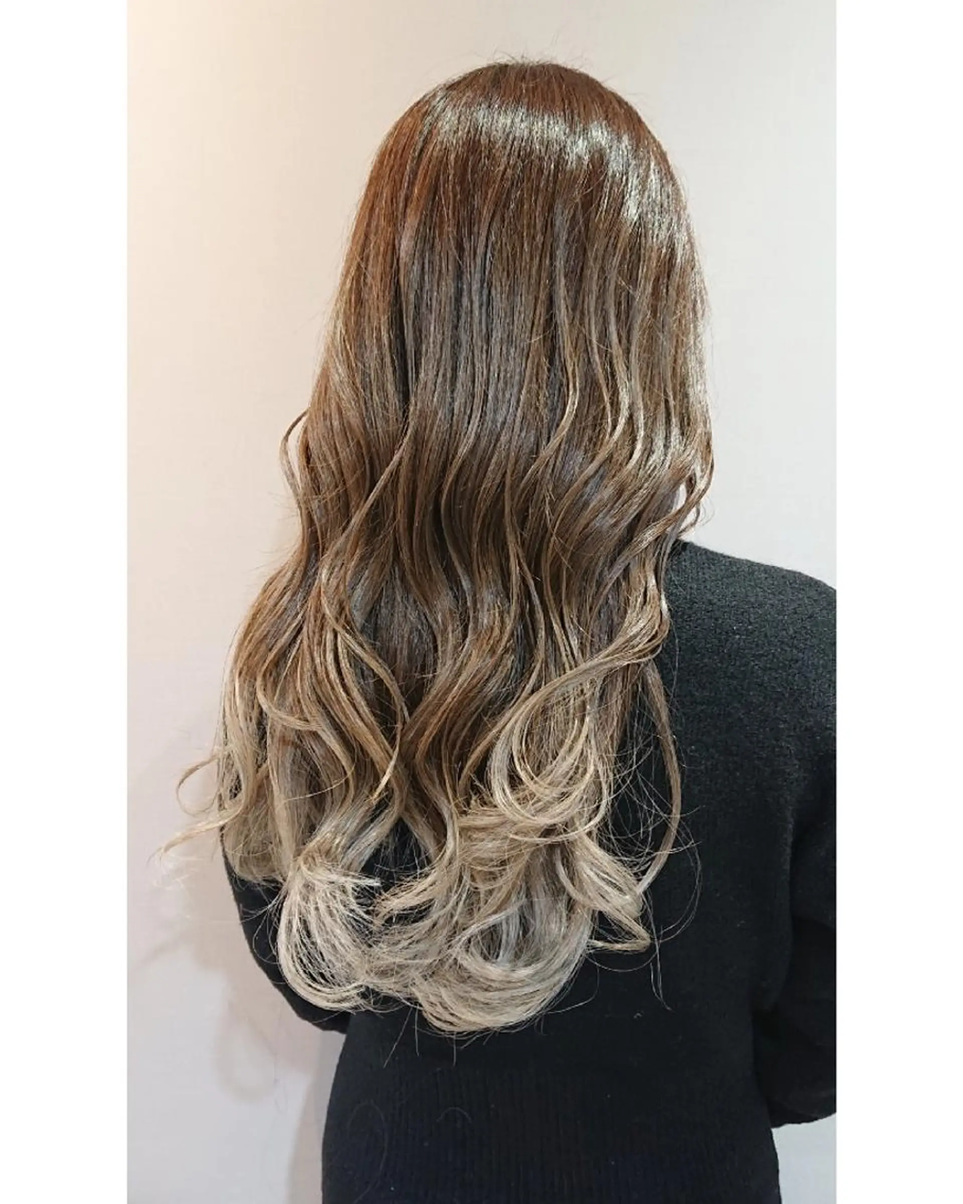 ロング カラー グラデーションカラー ACROあべの店所属・艶カラー/インナー /グラデ/大西小百合のヘアスタイル