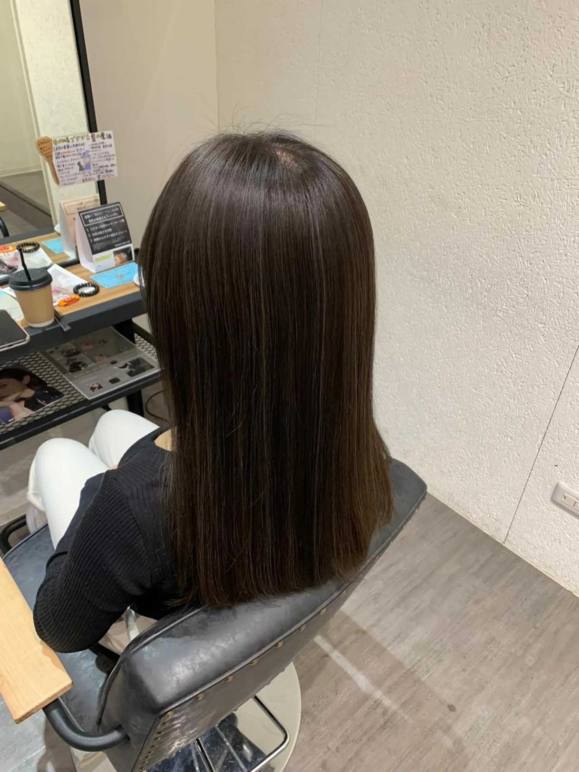 ロング カラー ハイライトカラー ハイライト カット ヘアカラー トリートメント 上田 紗也のヘアスタイル