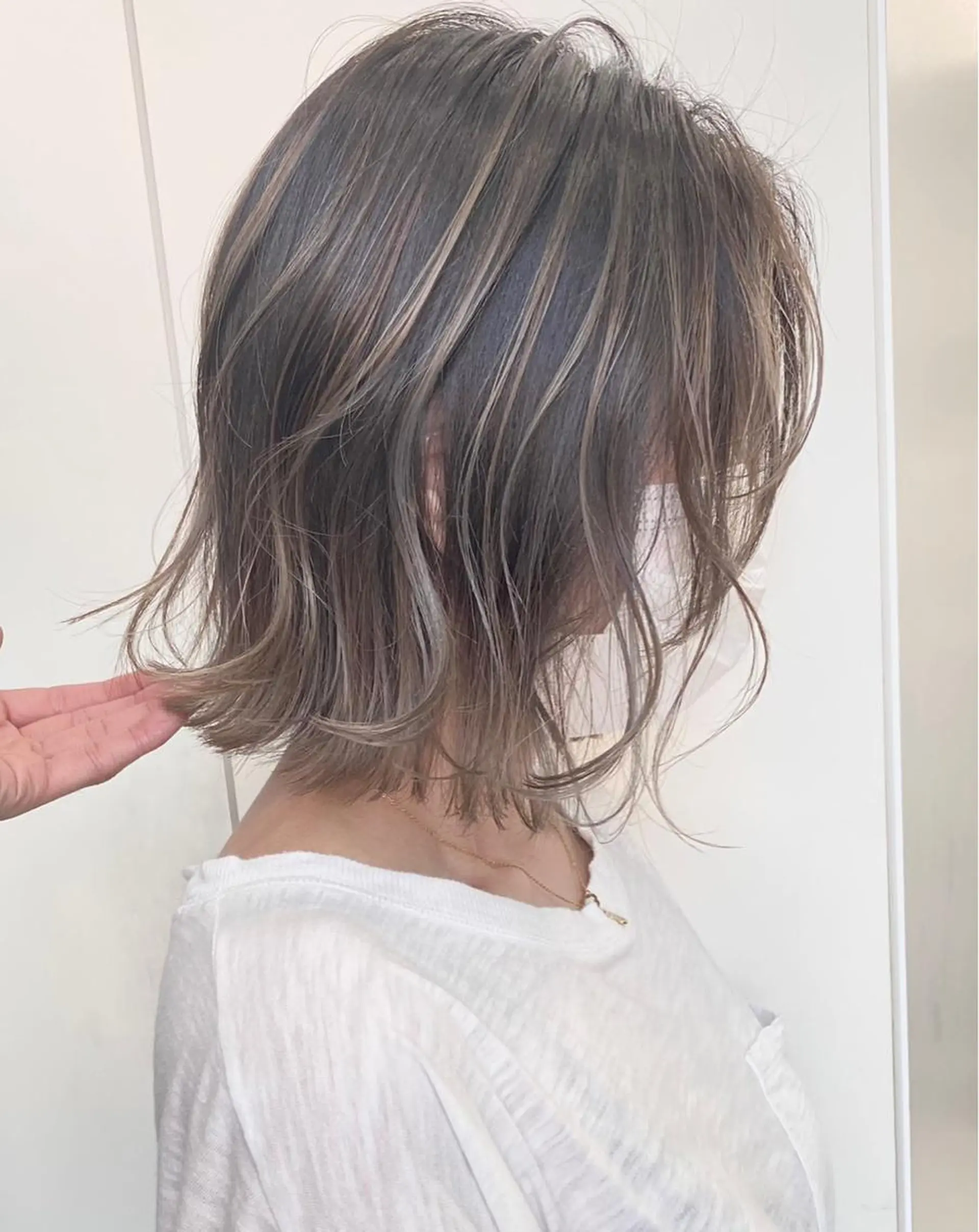 ミディアム カラー ヘアアレンジ 🍑🧋ハイトーン 暖色カラーlucaのヘアスタイル