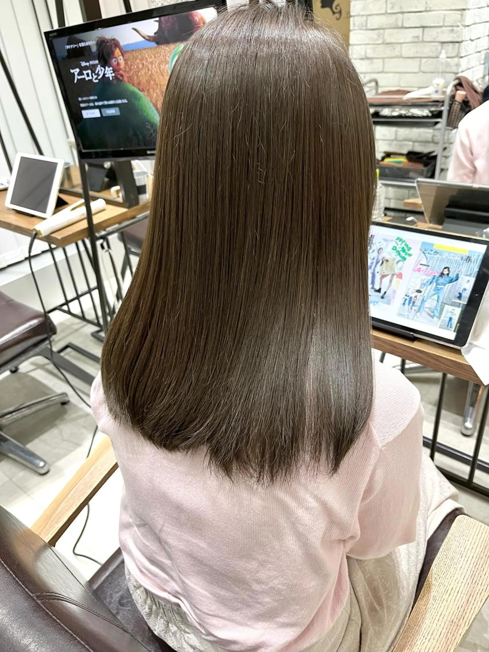 ロング アッシュ 髪質改善 ヨシンモリ 韓国風ヘア トリートメント カット ヘアカラー トリートメント 🌈透明感カラー 韓 国ヘアこうたろうのヘアスタイル