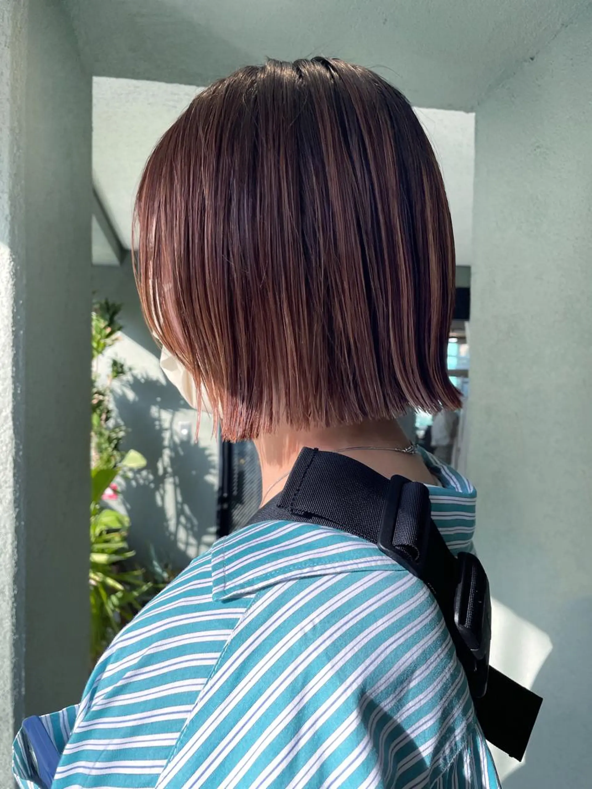 ショート カラー 切りっぱなしボブ ハイライトカラー ボブ ハイライト カット ヘアカラー HIROKI ” stylistのヘアスタイル