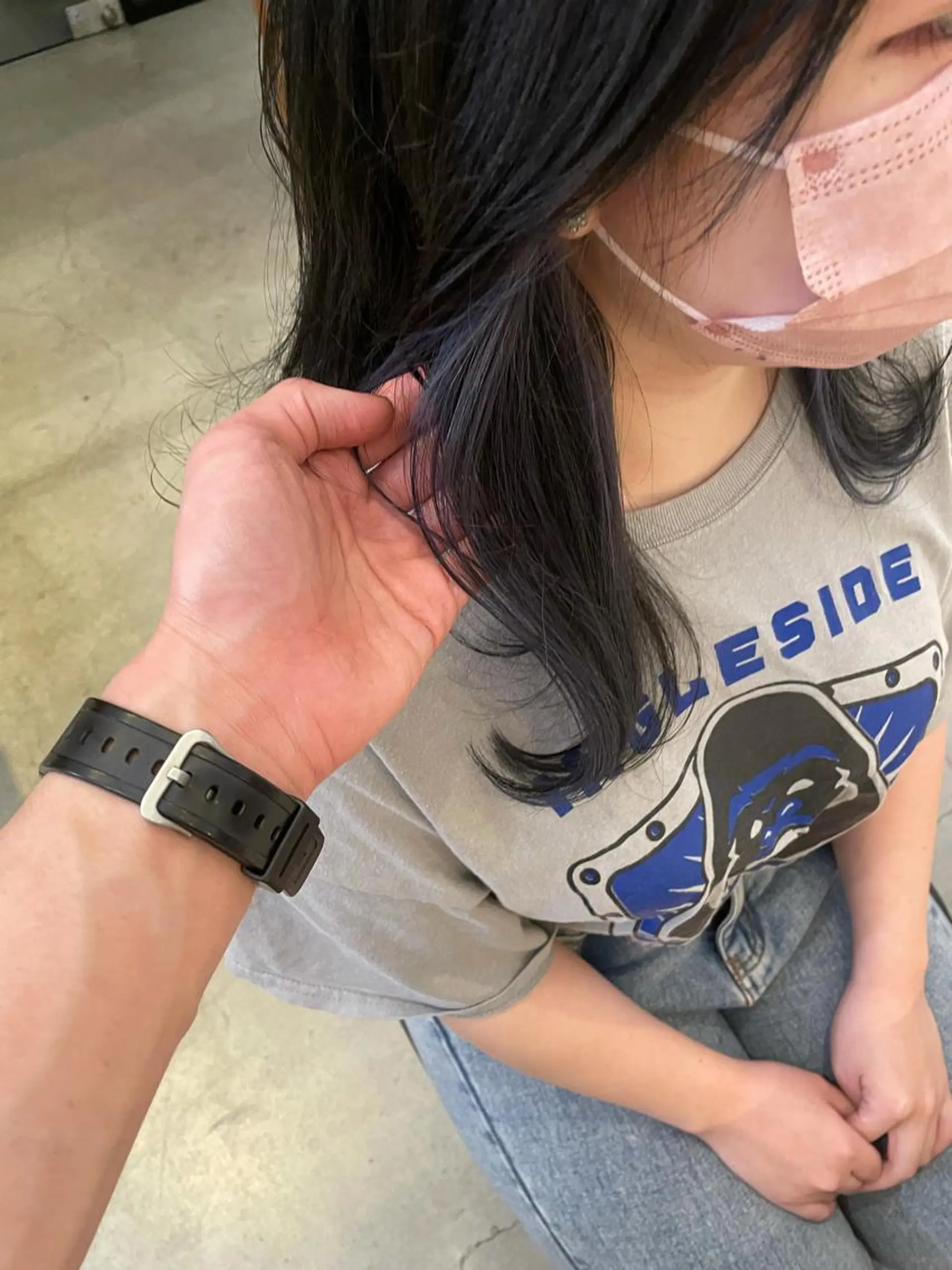 セミロング カラー テラダ ユウシンのヘアスタイル