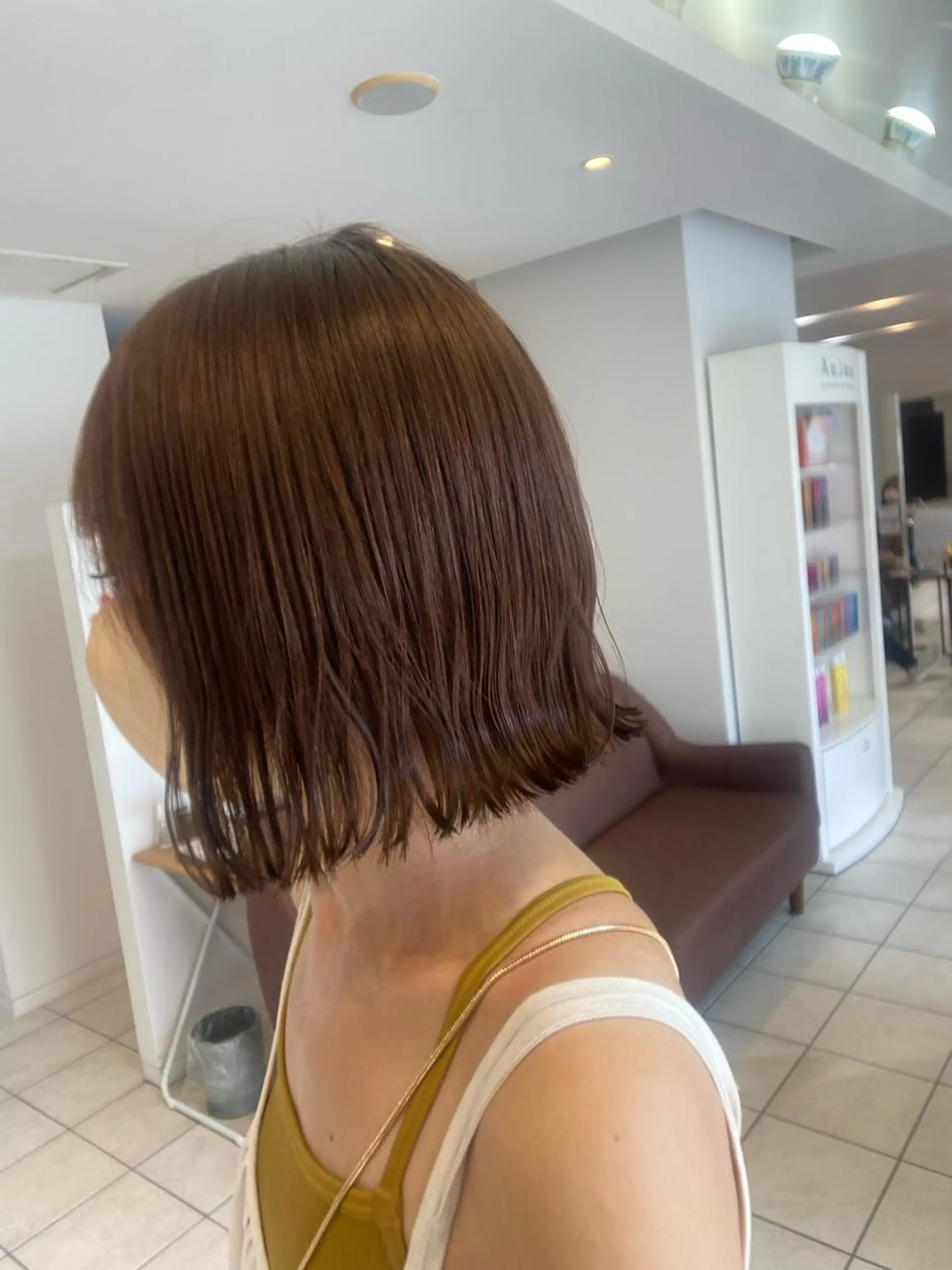 ミディアム カラー パーマ ヘアアレンジ 切りっぱなしボブ ブリーチ ブラウンカラー ブリーチなしカラー ボブ カット Cloe 梅田所属・🌼北口 絢🌼のヘアスタイル