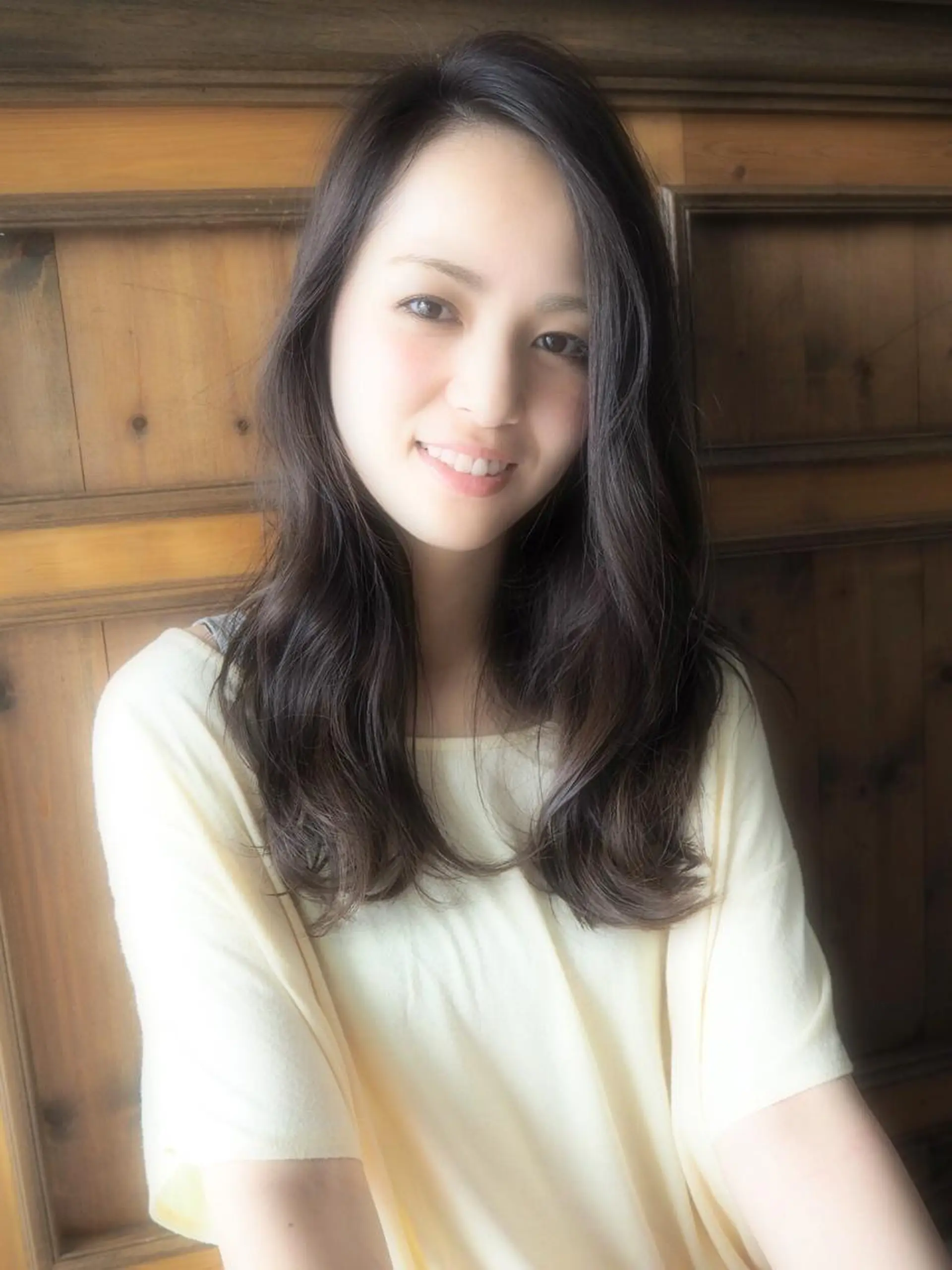 セミロング アッシュ アッシュブラウン カット トリートメント 高橋 悠介のヘアスタイル