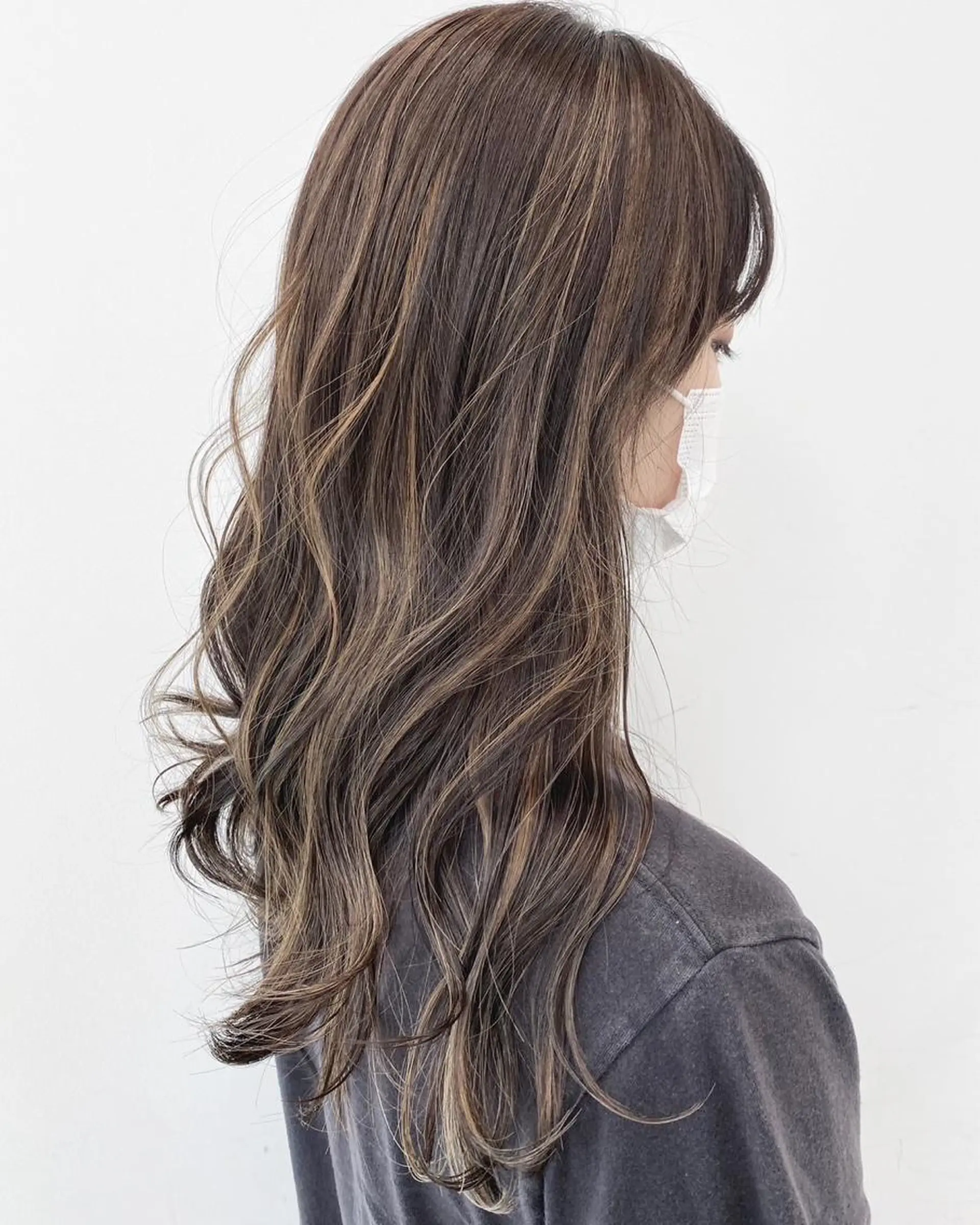 ミディアム カラー 透明感カラー ハイライトカラー ハイライト ✨無料！カット モデル募集✨夕貴のヘアスタイル