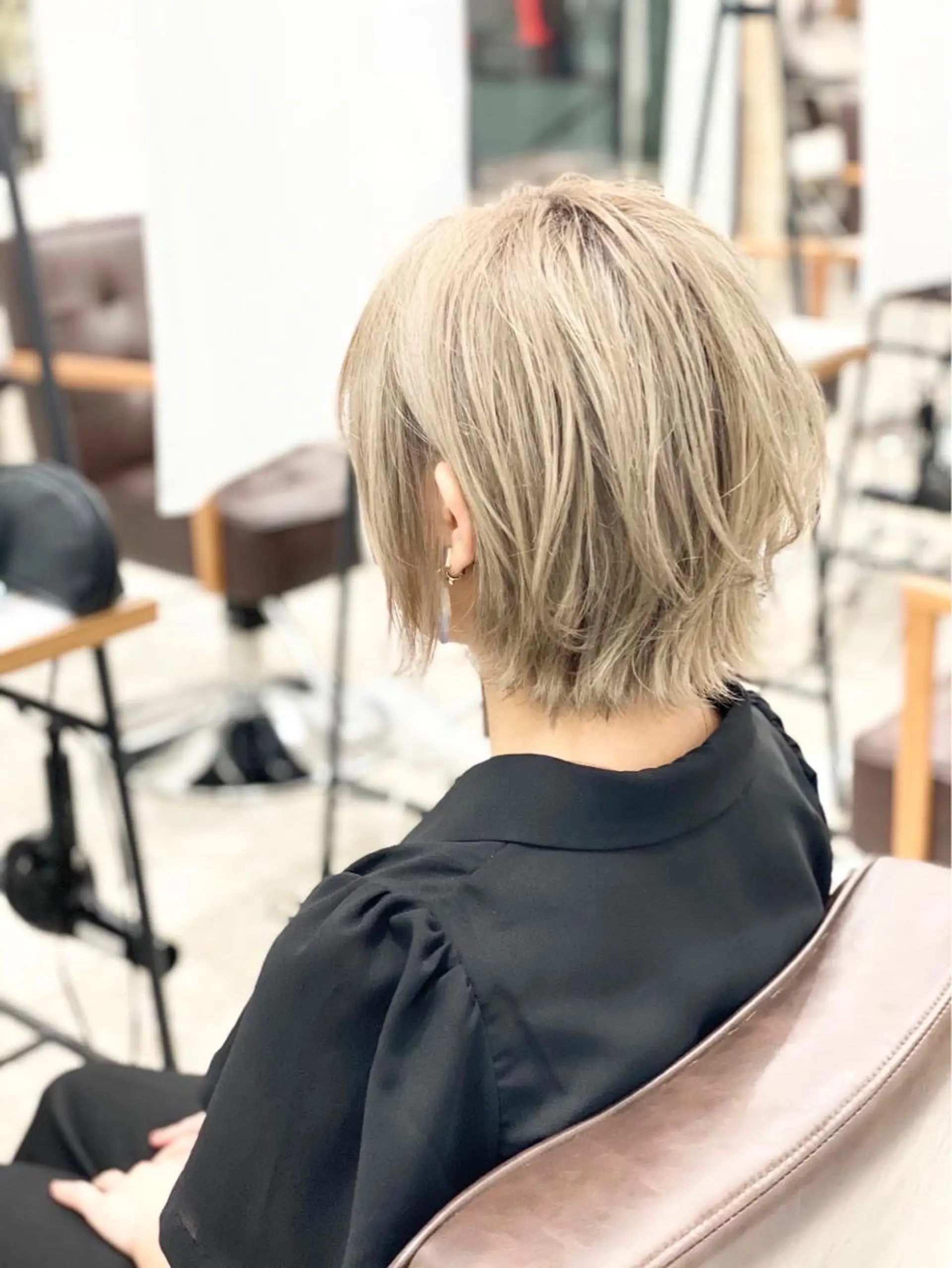 ショート レディース人気 🦊菅谷のヘアスタイル