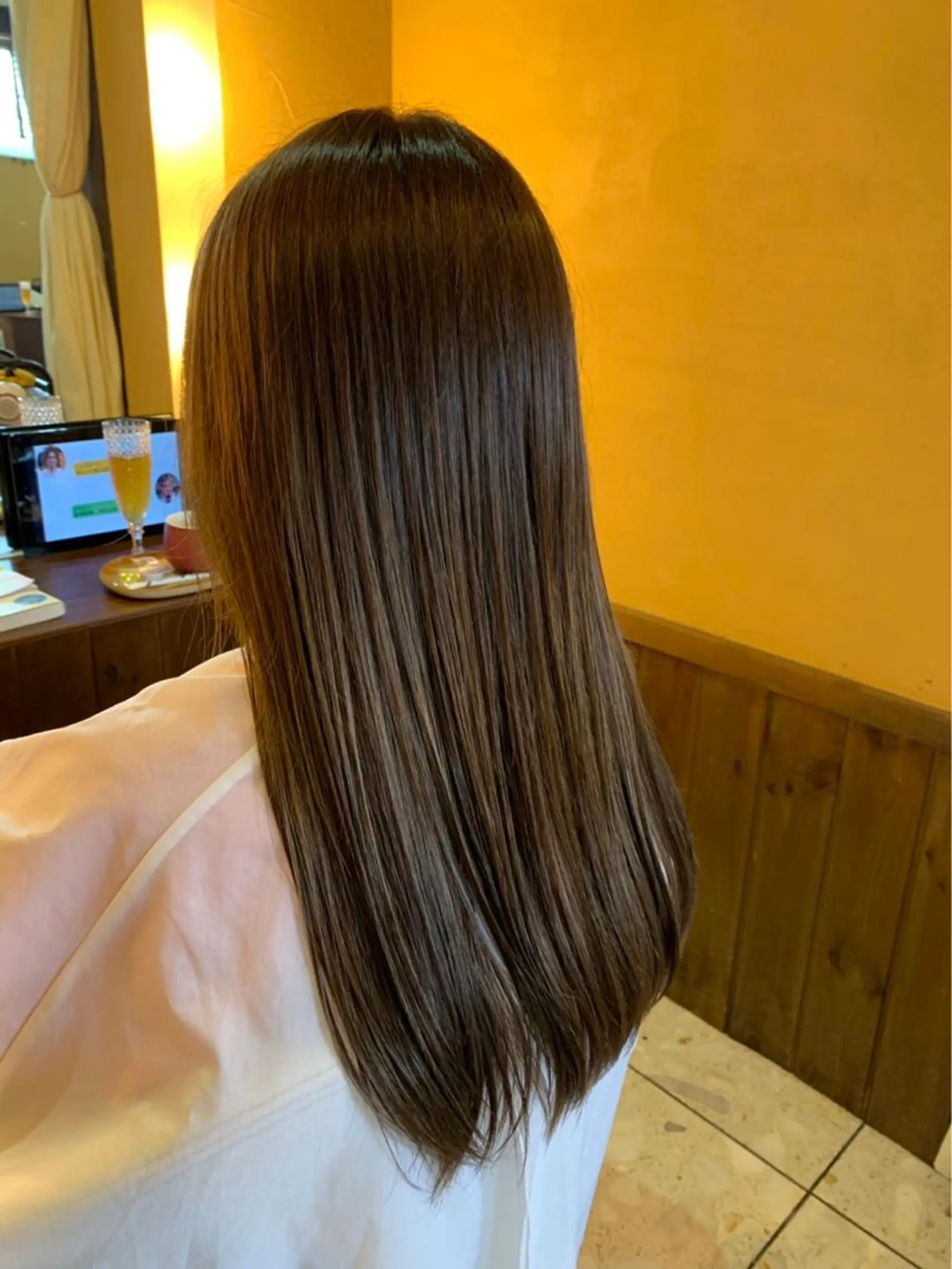 ロング カラー 透明感カラー ヘアカラー トリートメント 【店長】大根 亮太のヘアスタイル