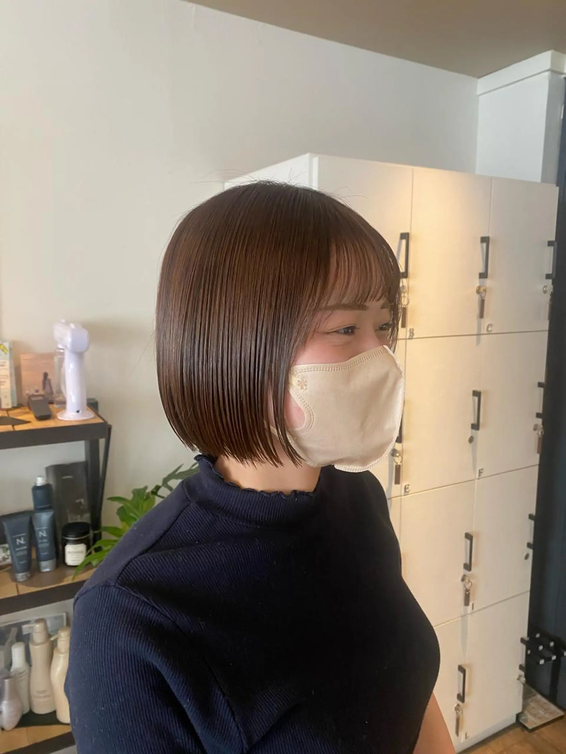 ショート 切りっぱなしボブ ボブ カット ヘアカラー トリートメント ボブ/透明感カラー 岸本涼奈のヘアスタイル
