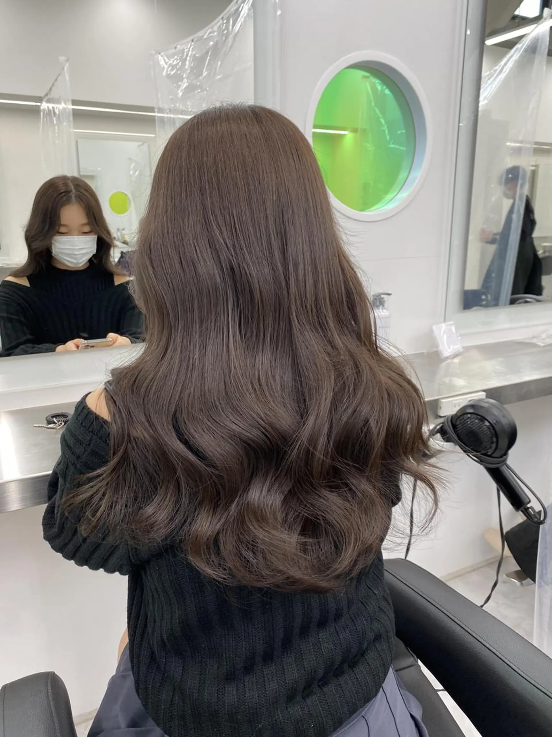 カラー ロング 🏹横浜WILL official🏹のヘアスタイル
