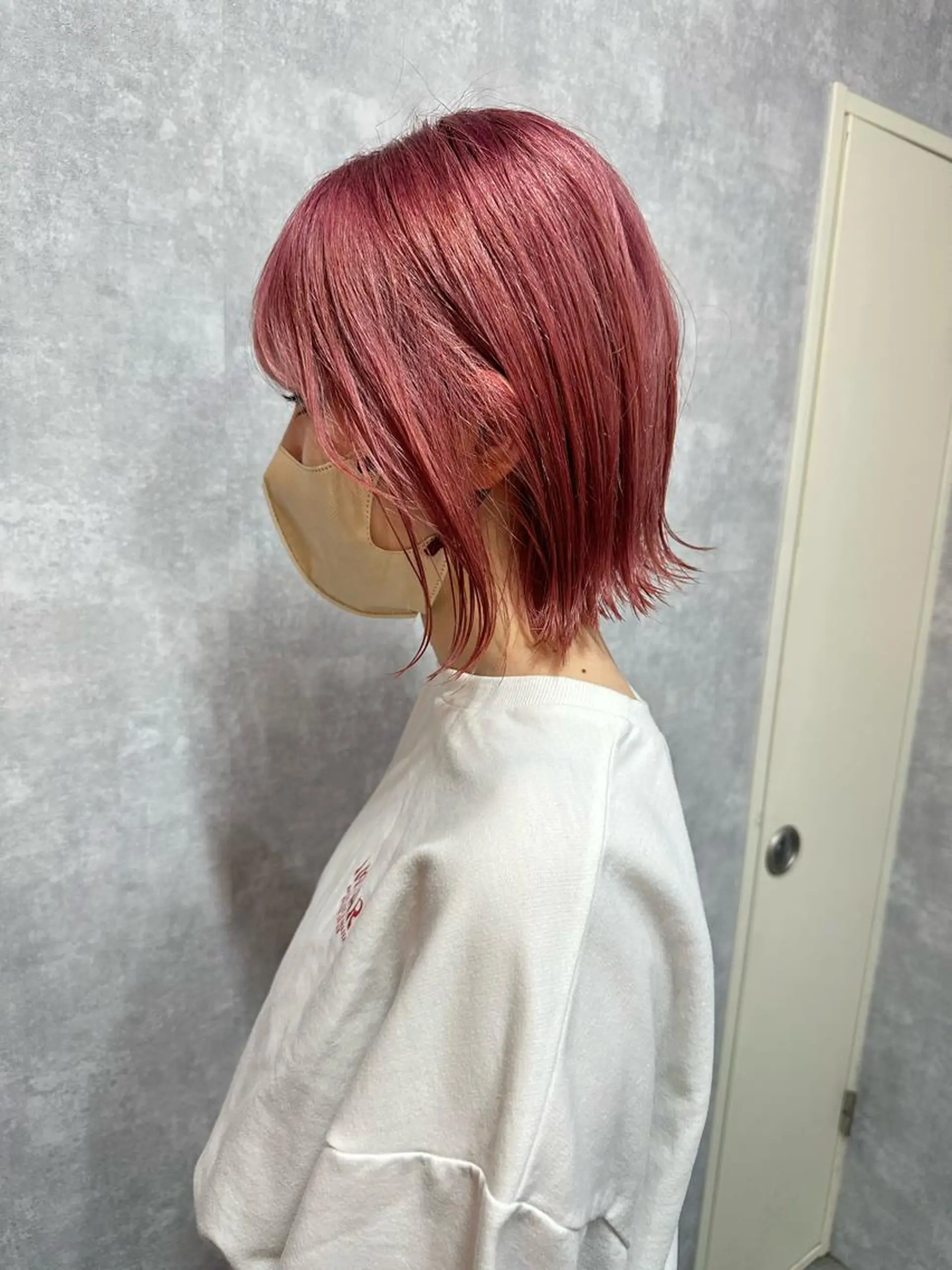 ショート 切りっぱなしボブ ショートボブ ハンサムショート 丸みショート アッシュ カット ヘアカラー トリートメント C’LD hair  produce /シールドヘア所属・モテ髪/ボブ/ショー ト/アダチフウトのヘアスタイル