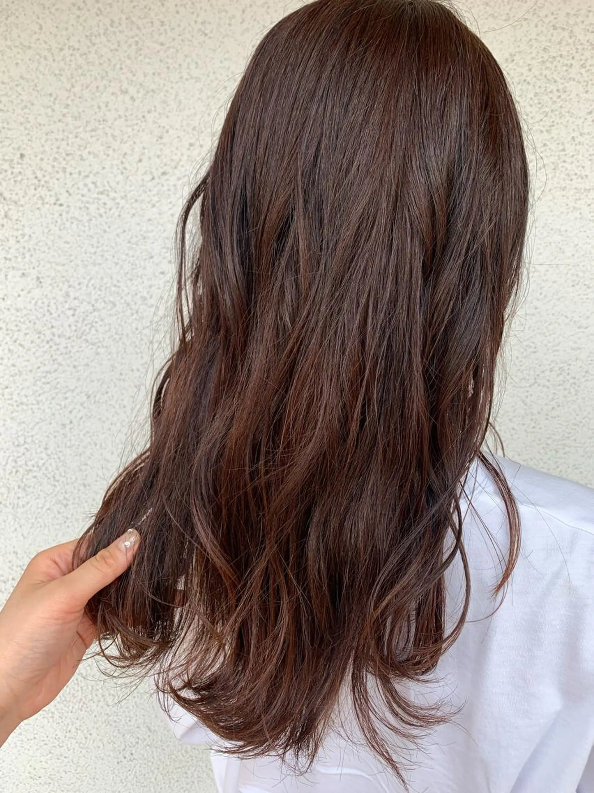 ロング カラー putri 川邉 優花のヘアスタイル