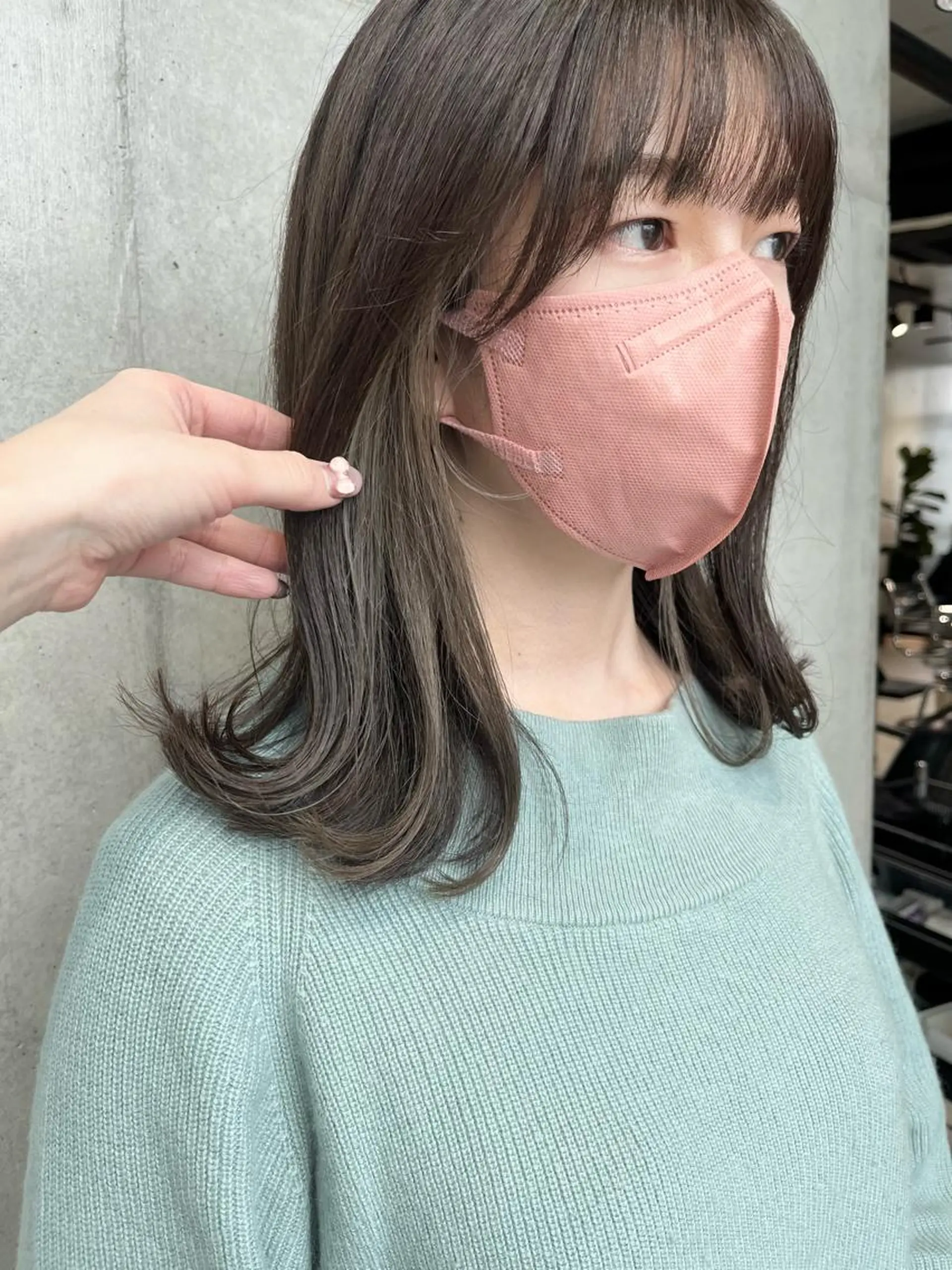 ミディアム カラー パーマ ヘアアレンジ カット ヘアカラー トリートメント 透明感/オリーブ/ グレージュ/YUKAのヘアスタイル